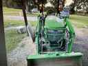 2020 John Deere 2032R Image