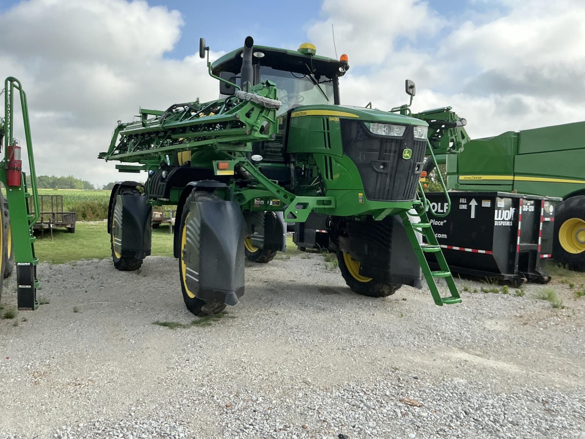 2021 John Deere R4030 Image