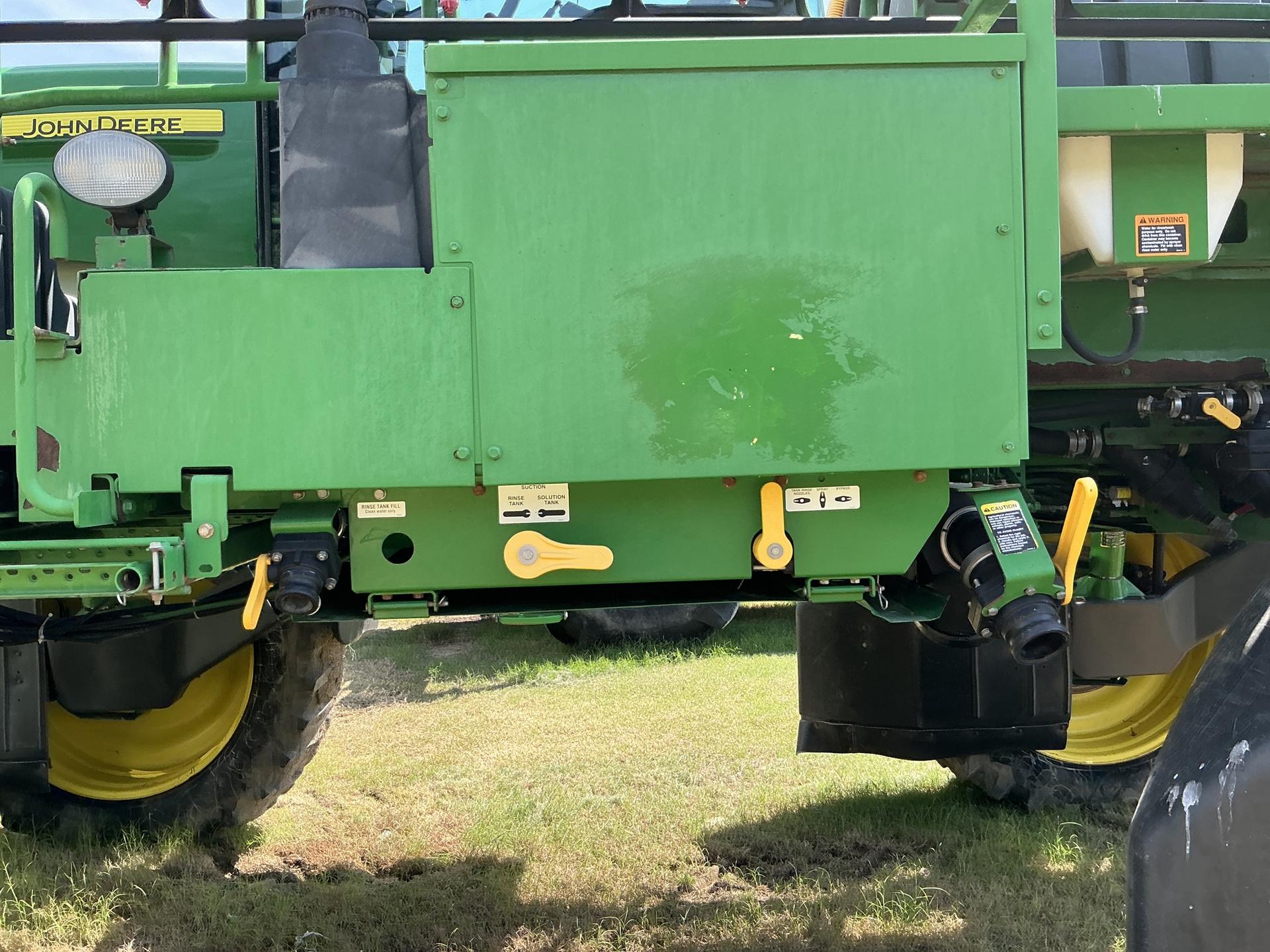 2014 John Deere 4730 Image