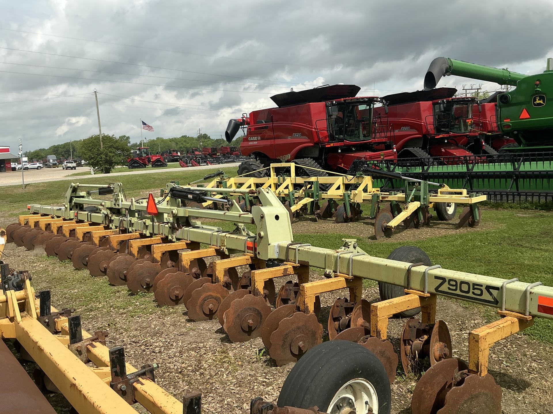 2009 Orthman G12 stack fold bar with AMCO GANGS 16R30” Image