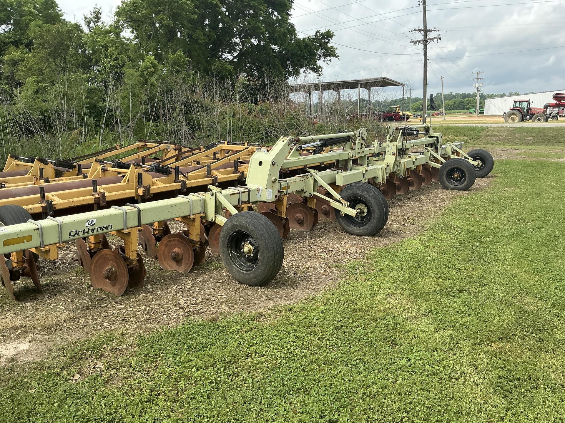 2009 Orthman G12 stack fold bar with AMCO GANGS 16R30” Image