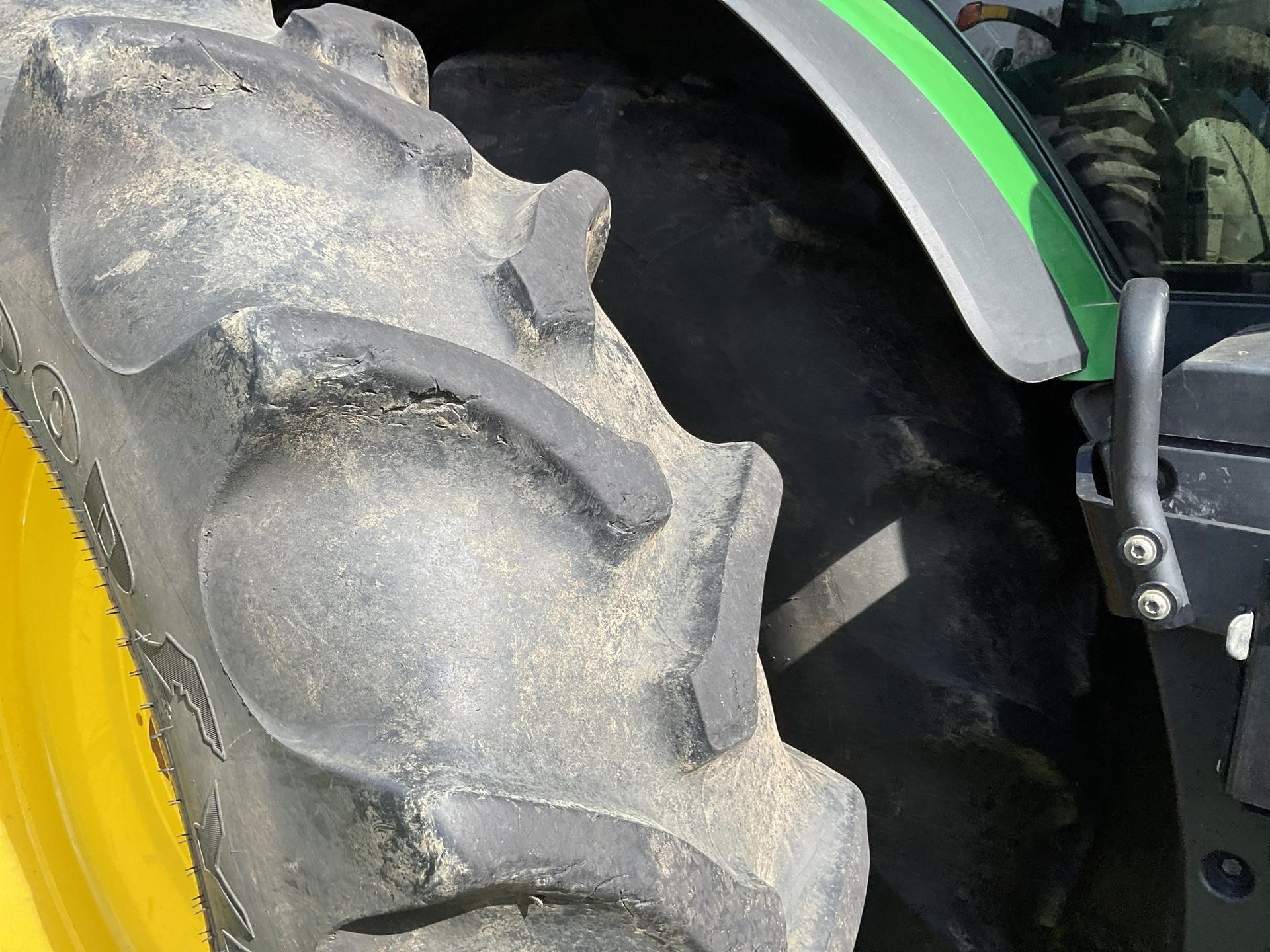 2018 John Deere 8320R Image