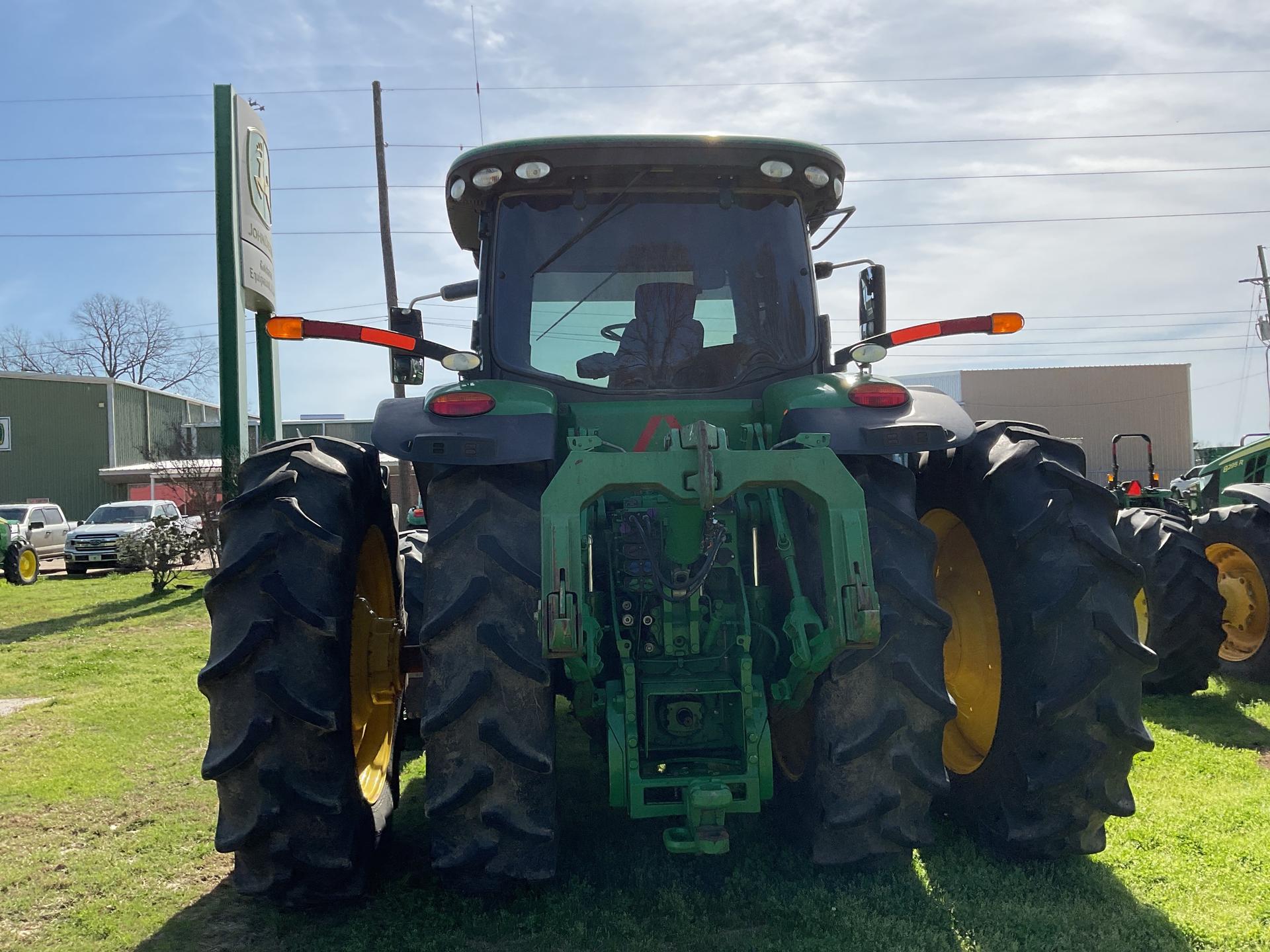 2018 John Deere 8320R Image