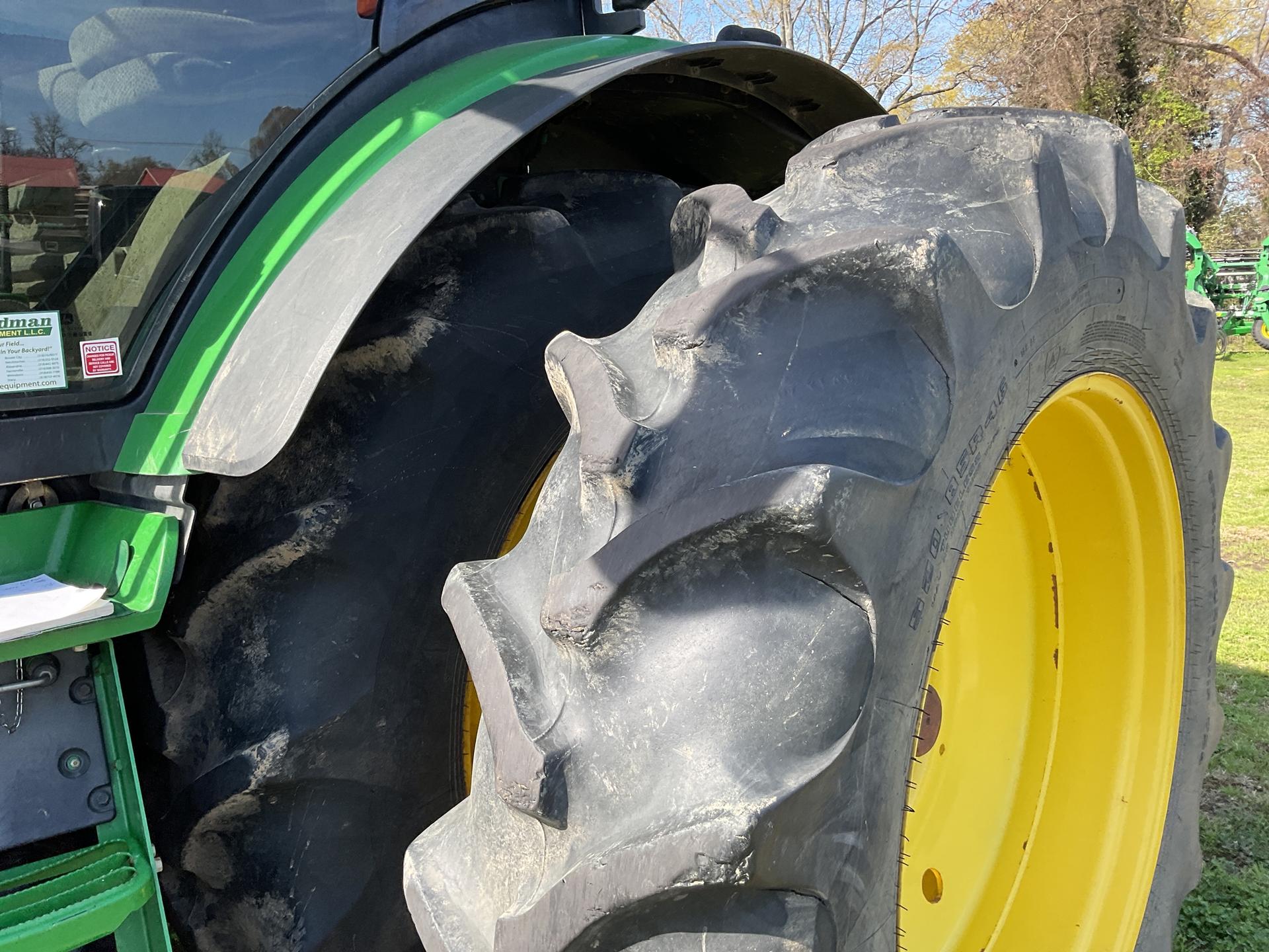 2018 John Deere 8320R Image