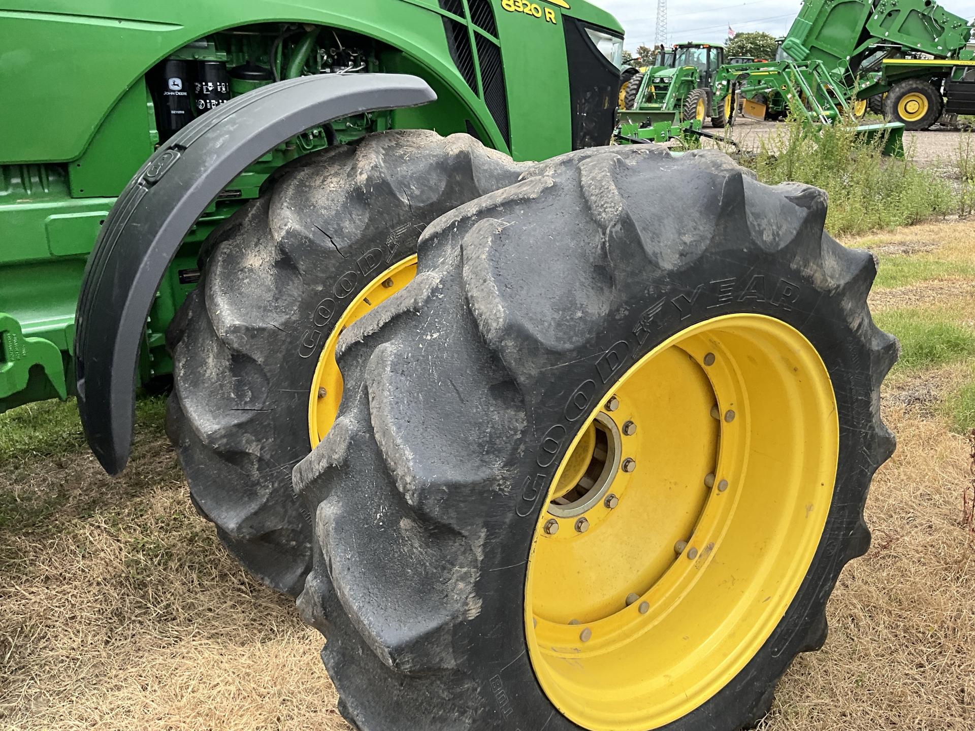 2018 John Deere 8320R Image