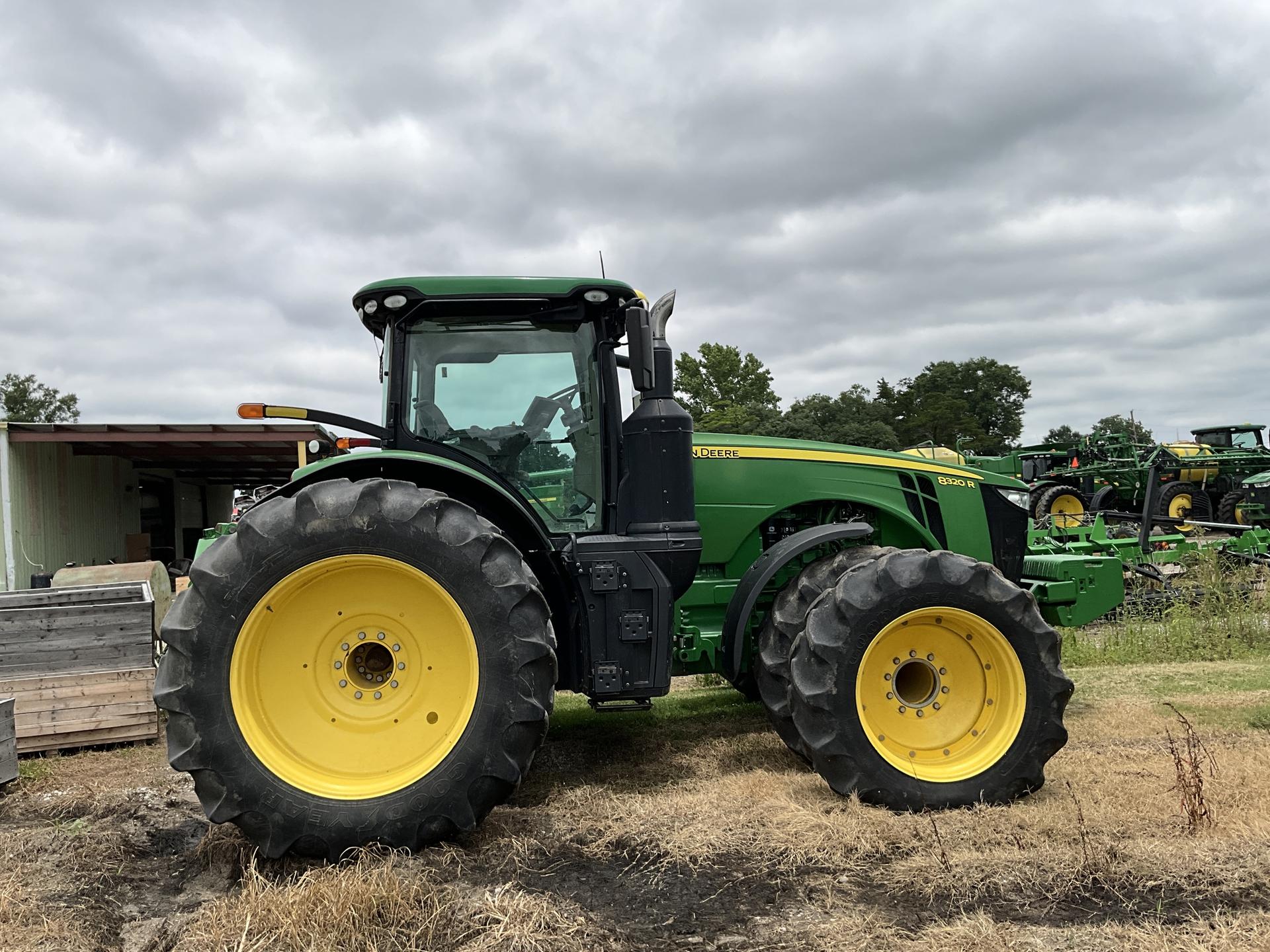 2018 John Deere 8320R Image