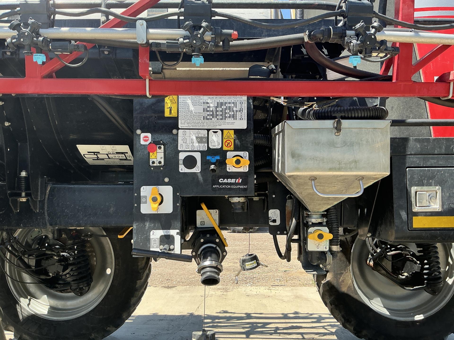 2021 Case IH PATRIOT 3240 Image