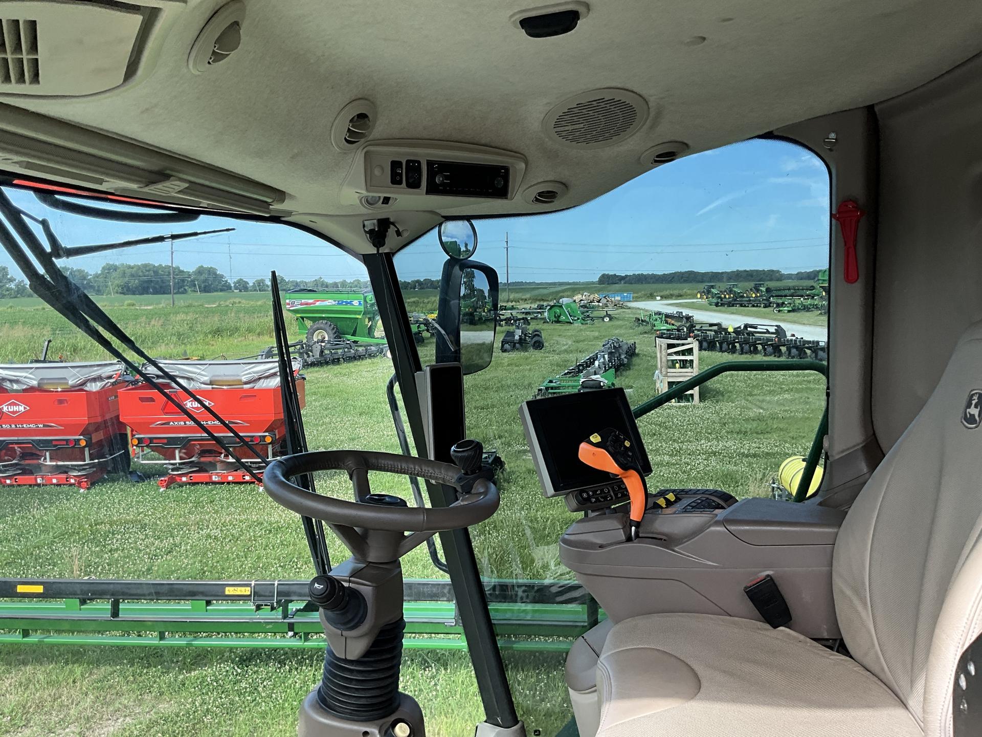 2020 John Deere S780 Image