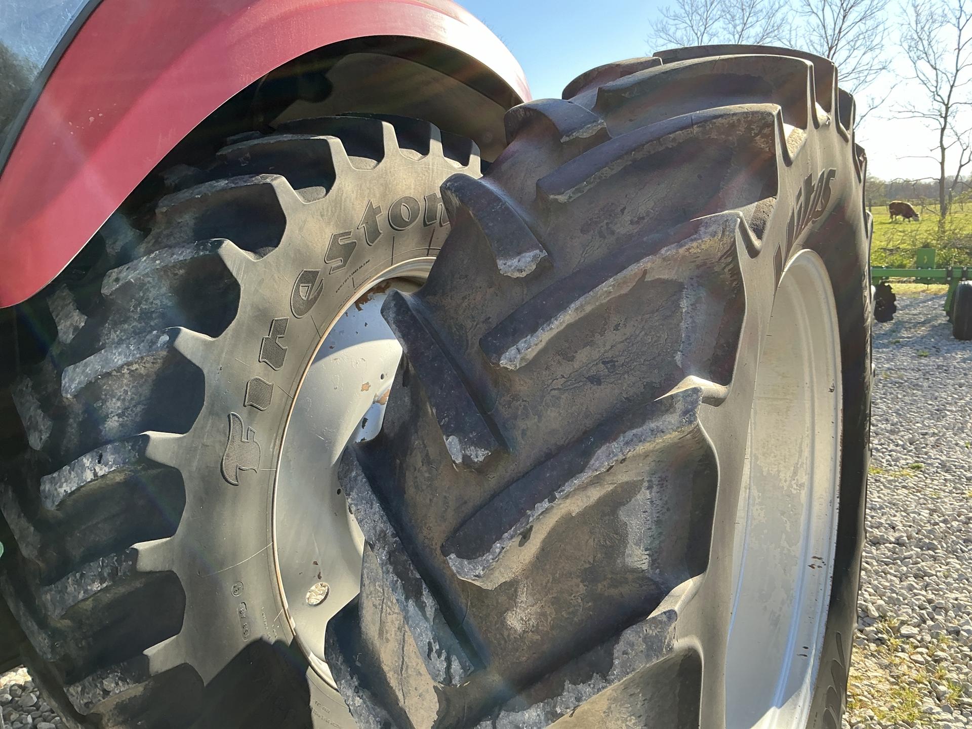 2010 Case IH MX 305 Image