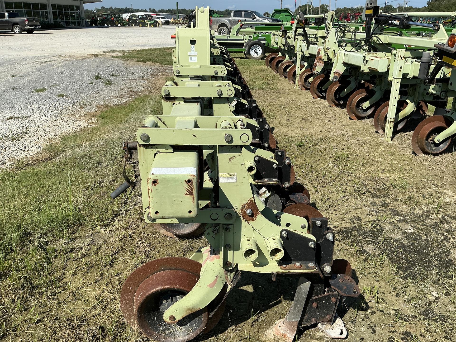 2013 Orthman 12 row PARALLEL LISTER 36-38 Image