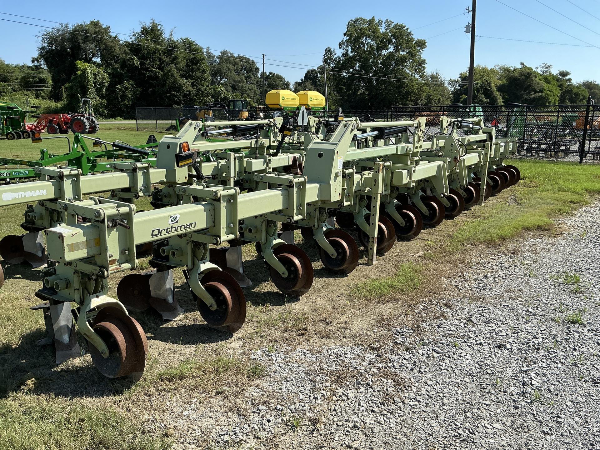 2013 Orthman 12 row PARALLEL LISTER 36-38 Image