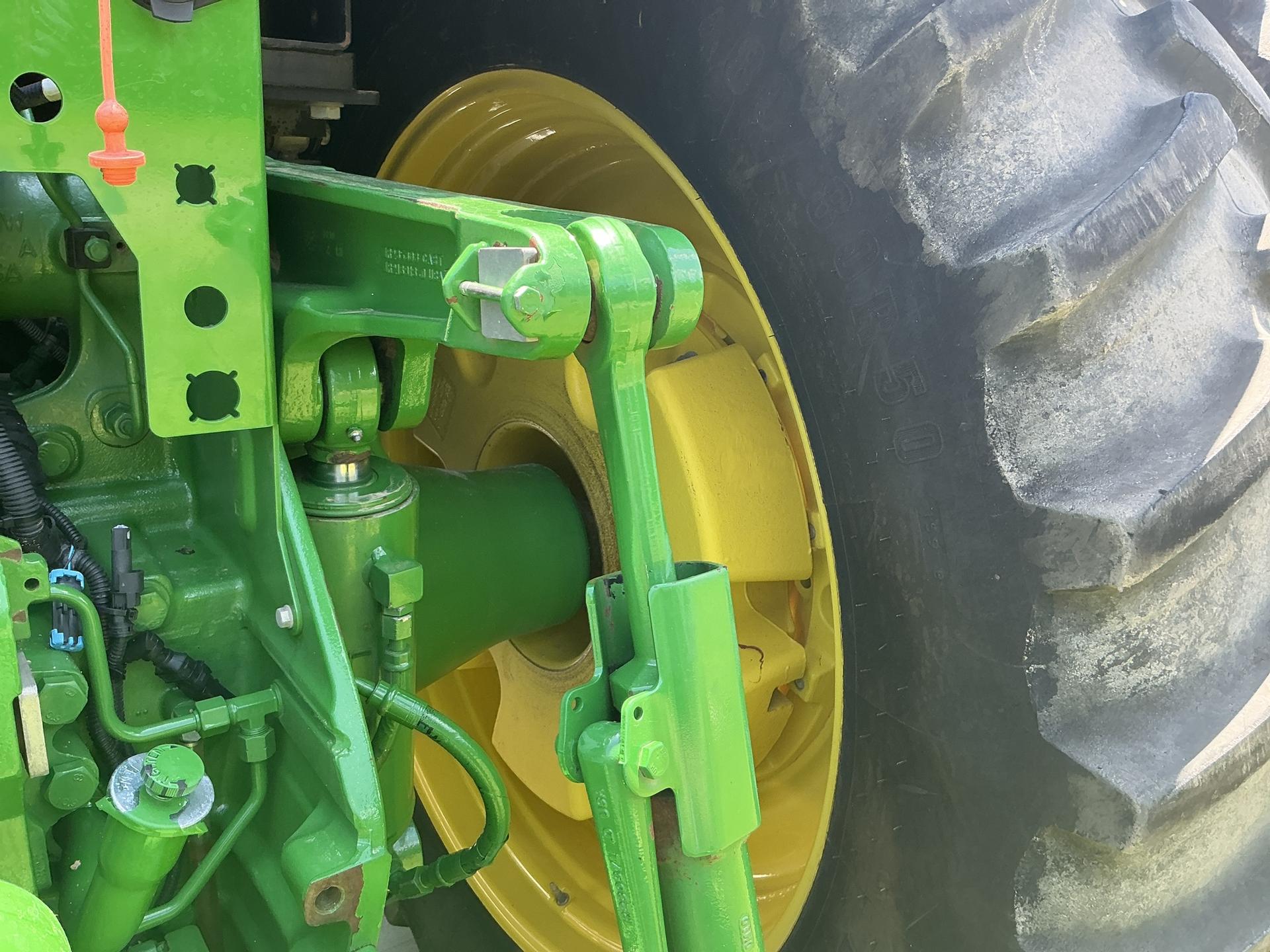 2021 John Deere 8R 310 Image