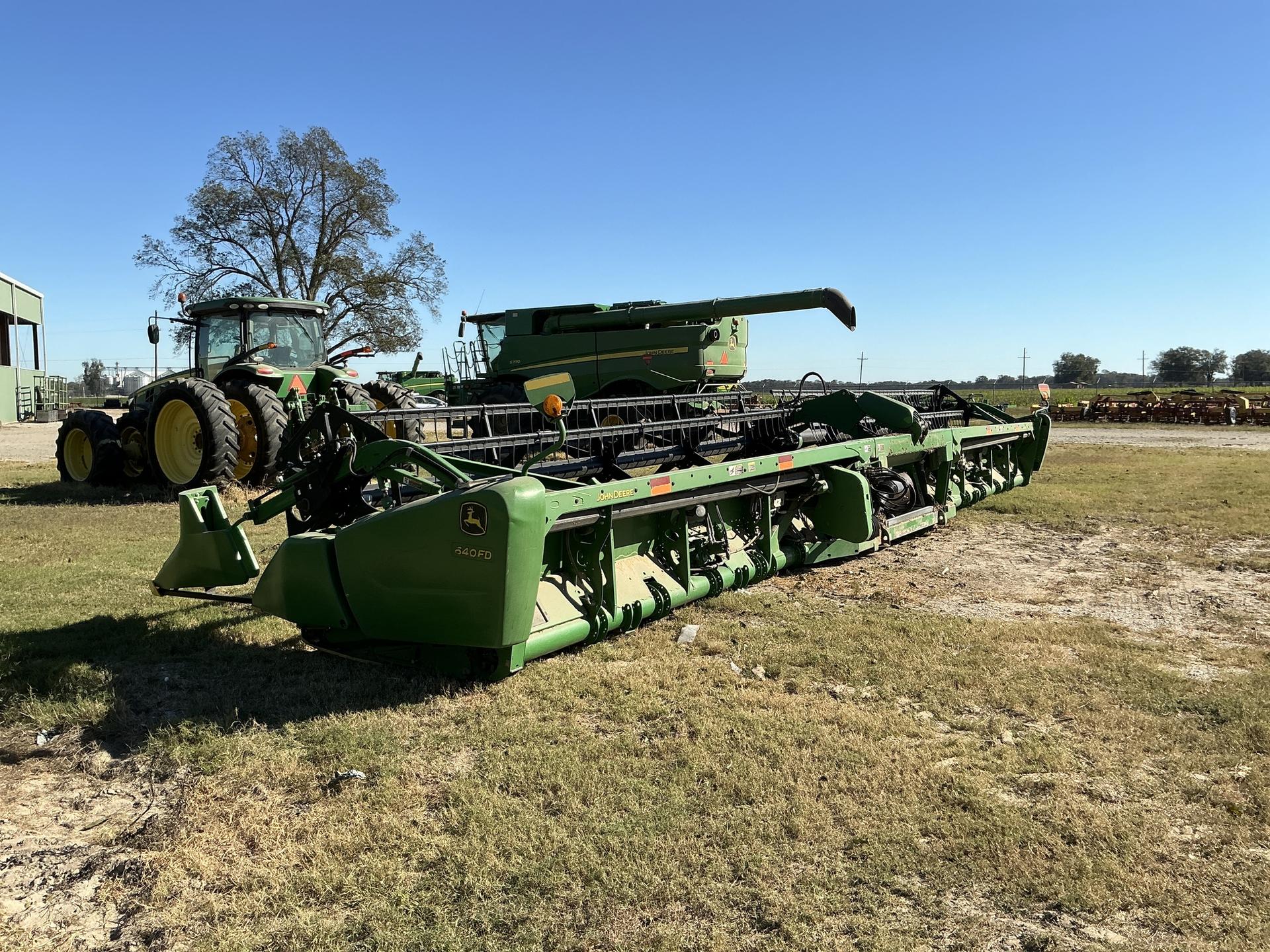 2014 John Deere 640FD Image