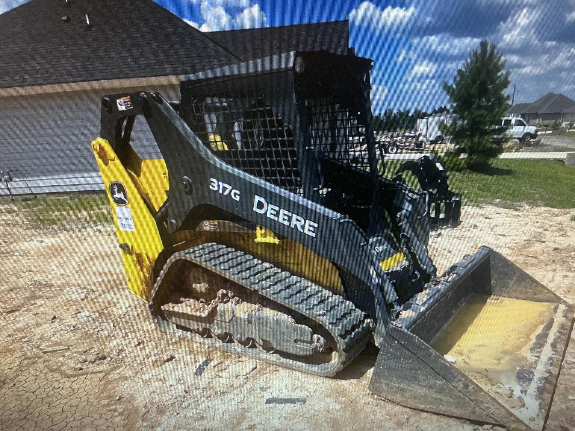 2018 John Deere 317G Image
