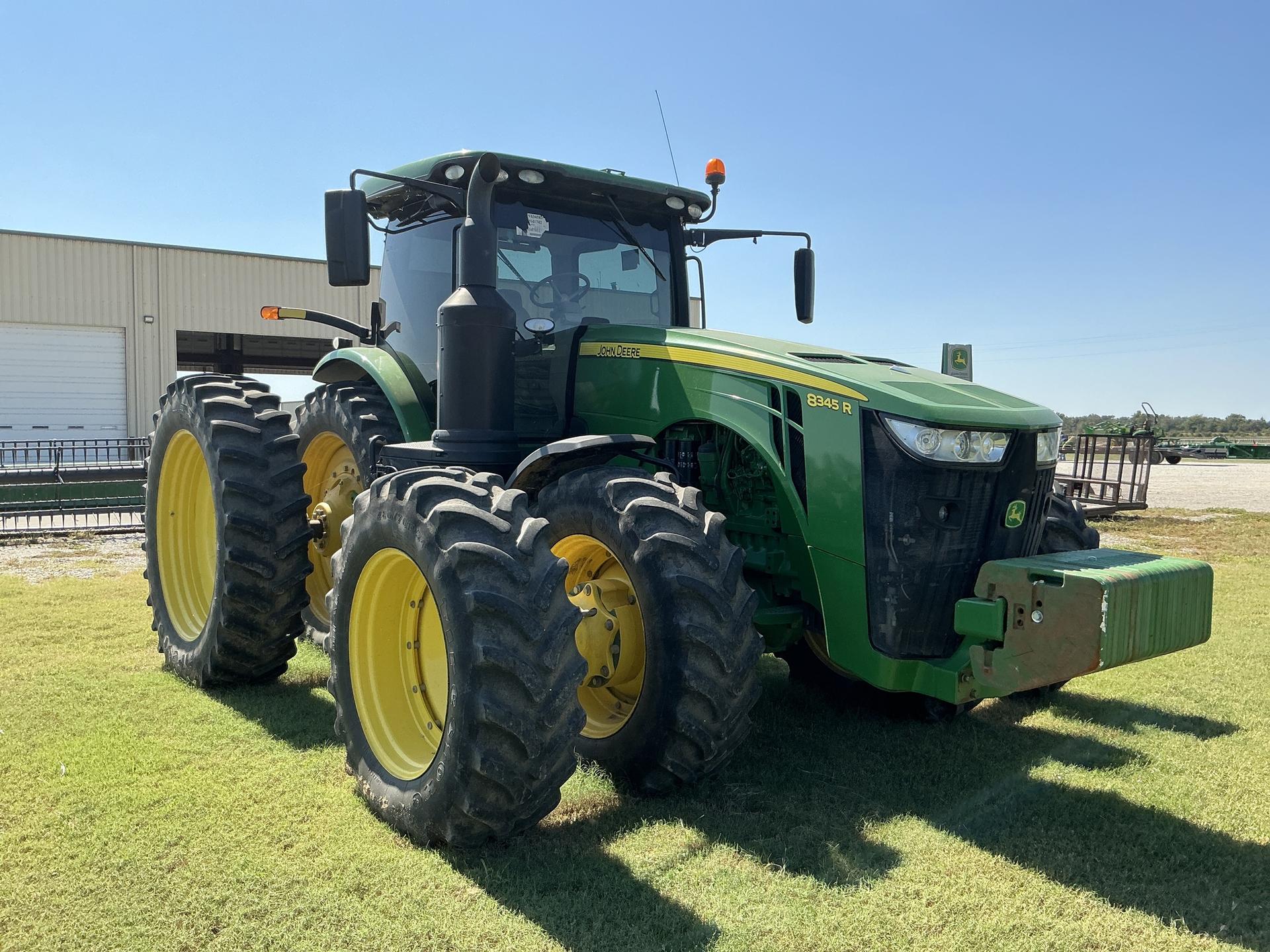 2019 John Deere 8345R Image