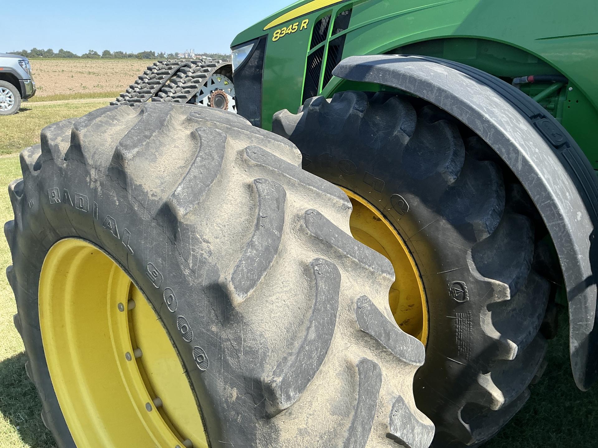 2019 John Deere 8345R Image