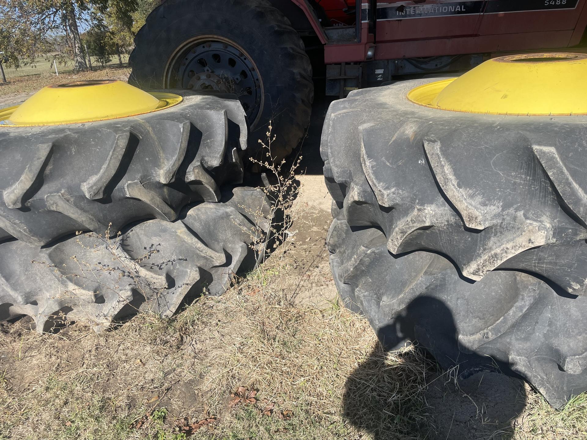 Goodyear 520/85R/42’S Image