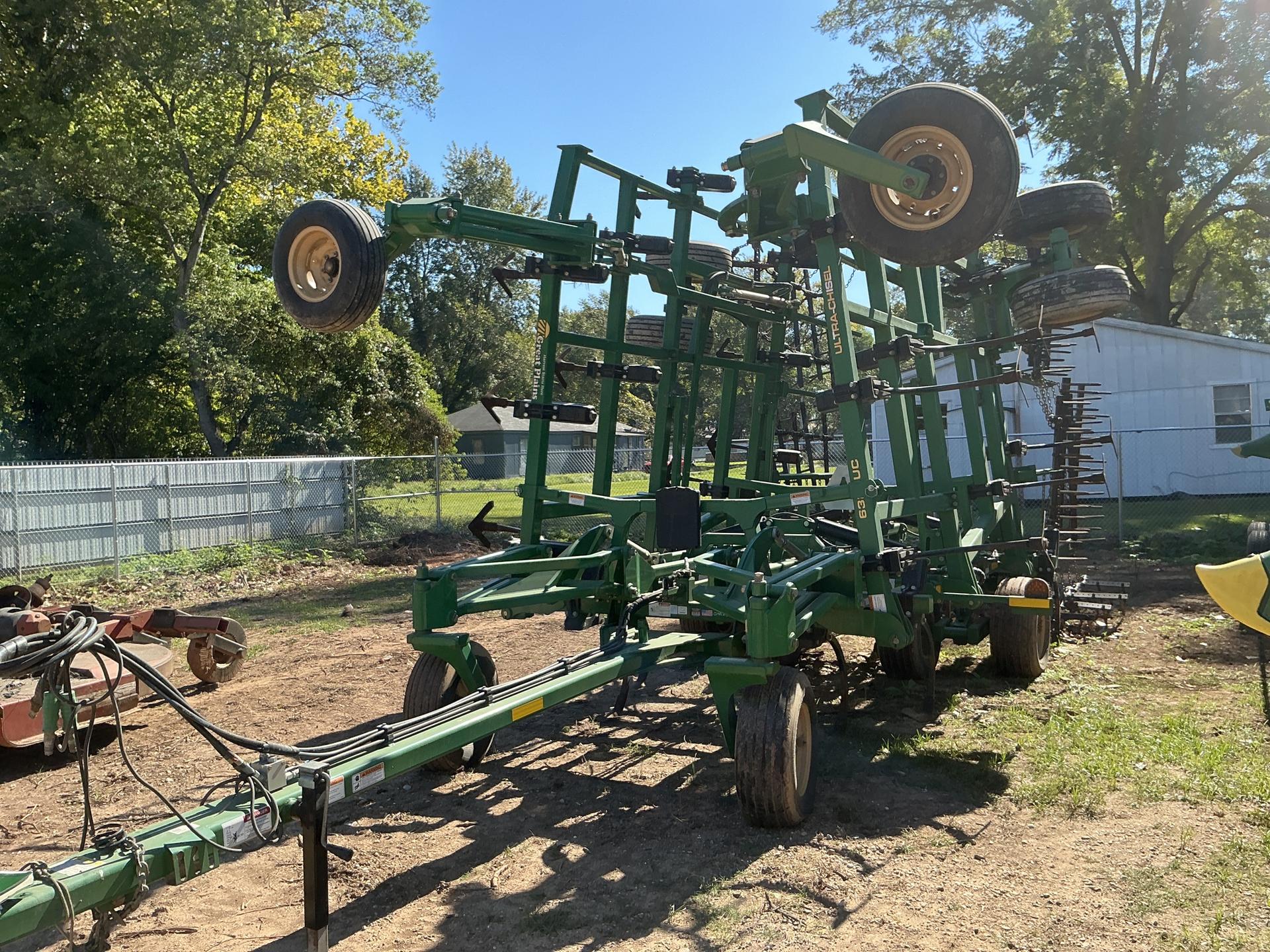 2018 Great Plains 6329UC-12 Image
