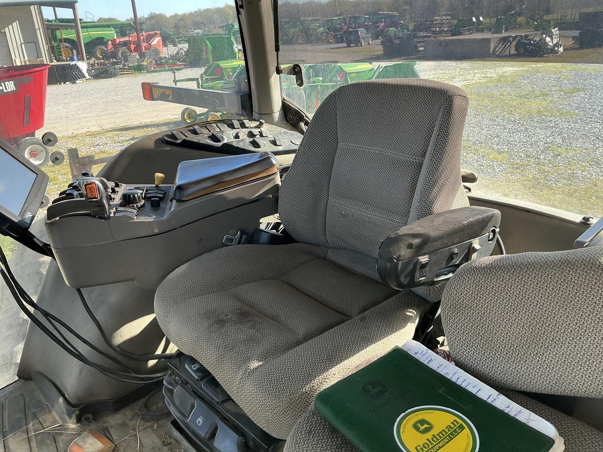 2010 Case IH MX 305 Image
