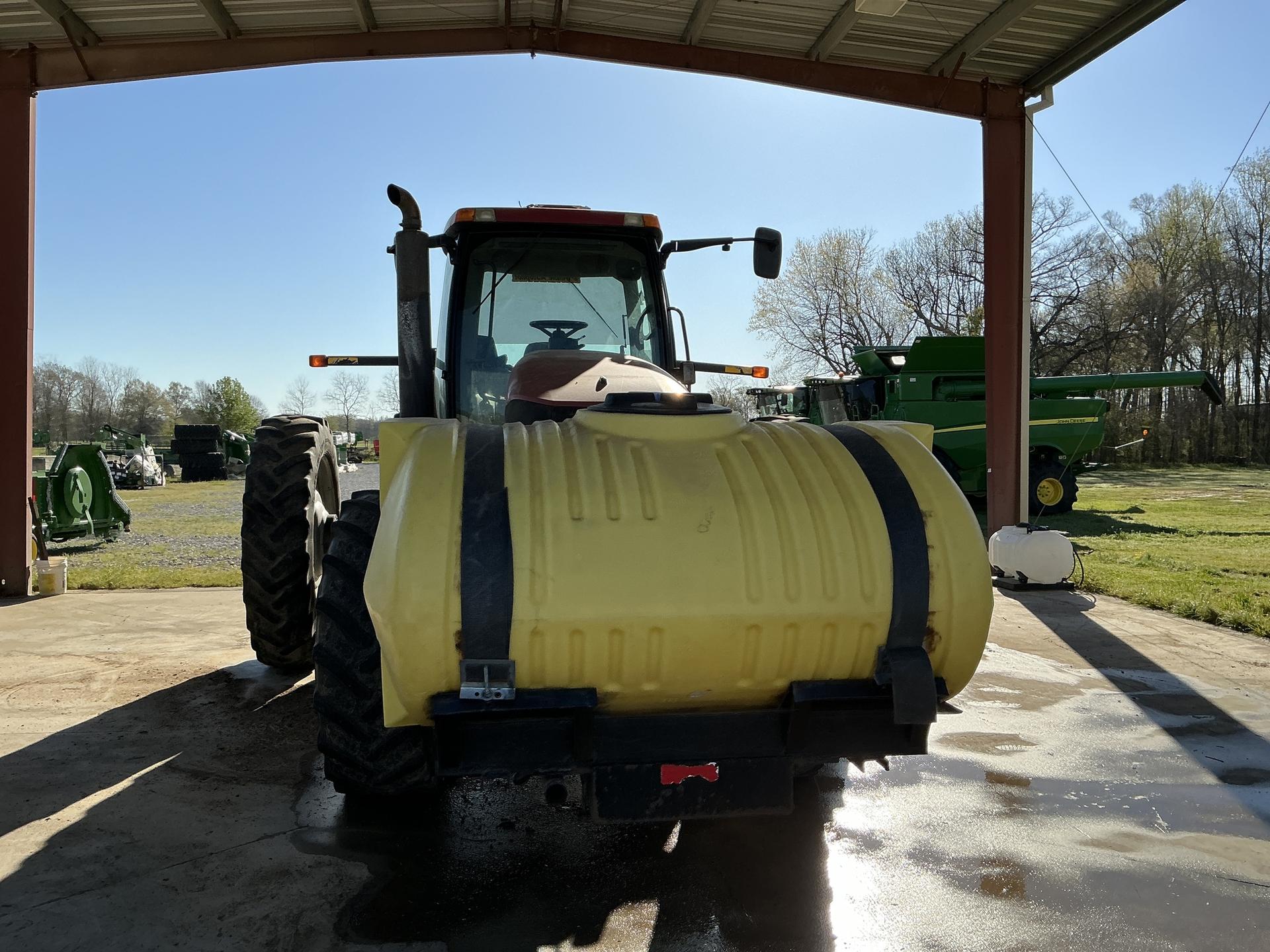 2010 Case IH MX 305 Image