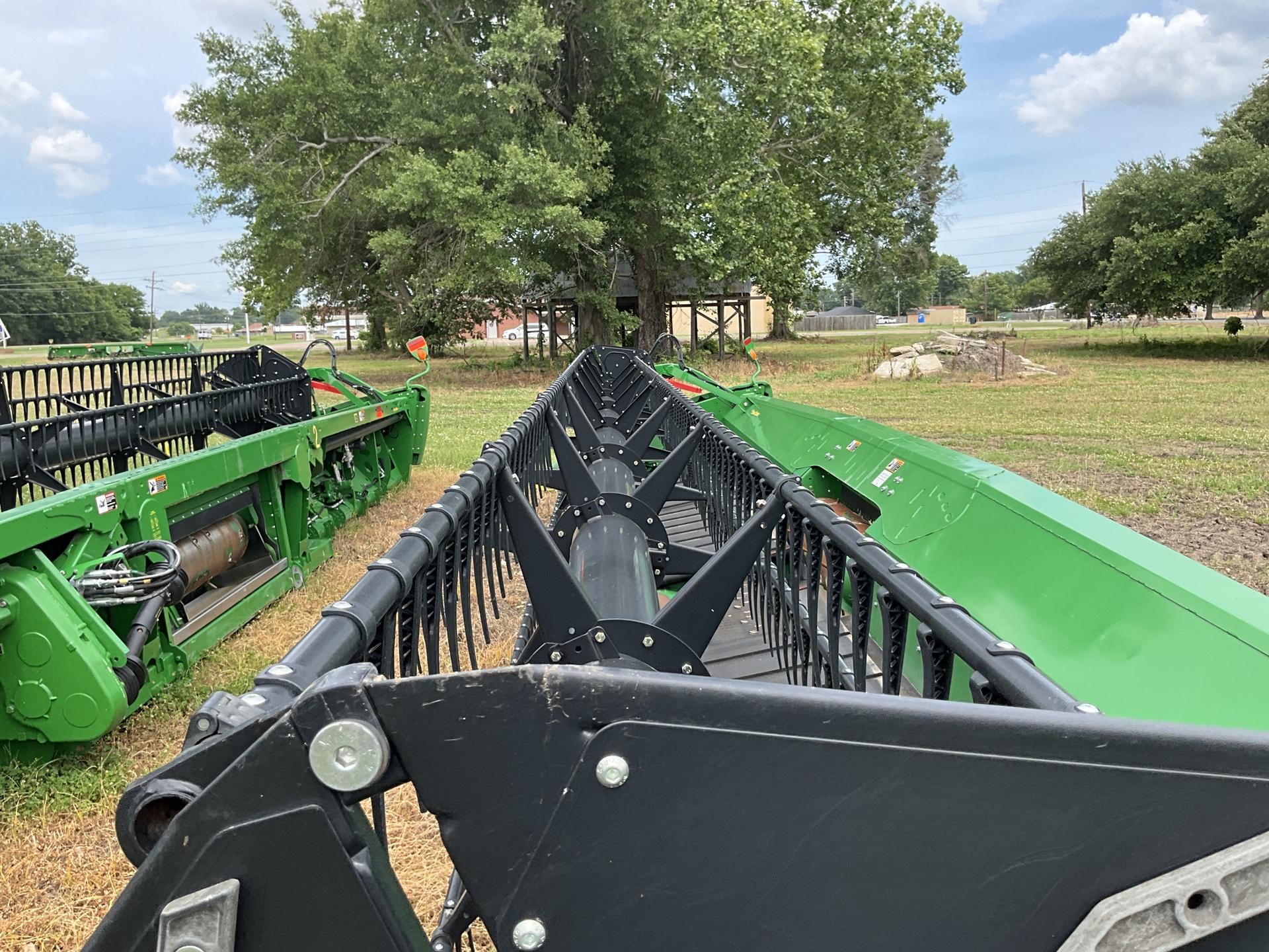 2019 John Deere 735FD Image