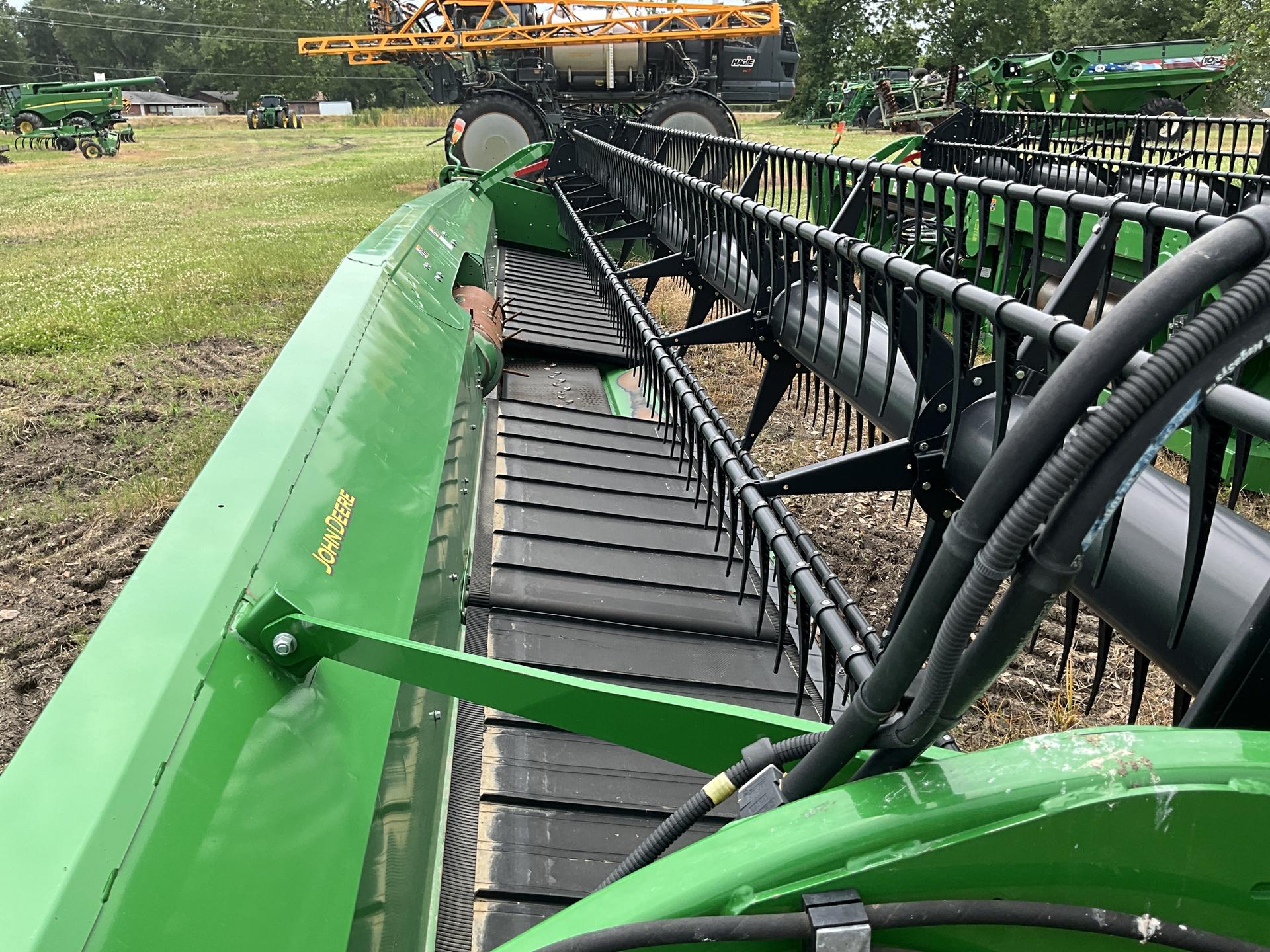 2019 John Deere 735FD Image