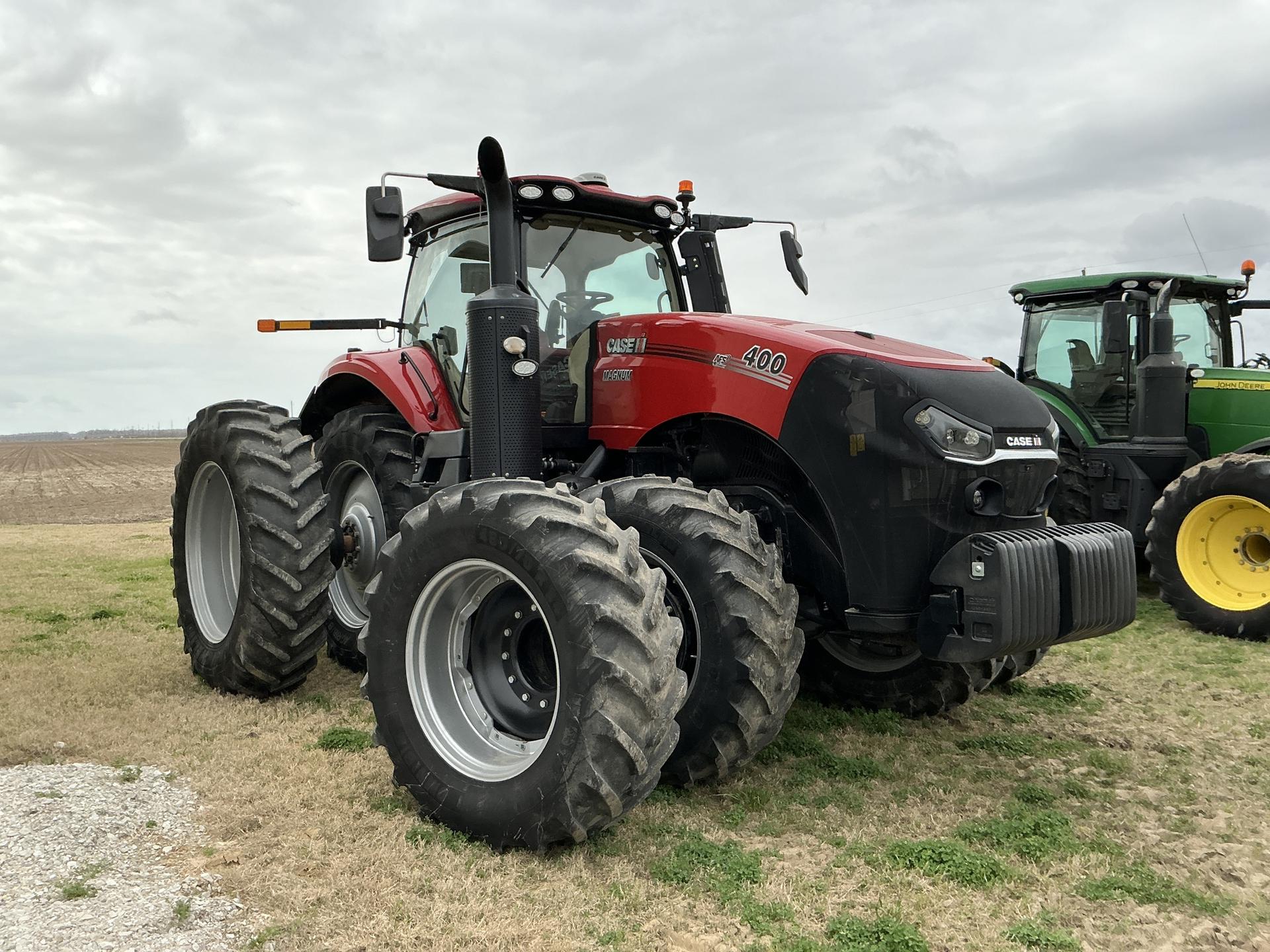 2022 Case IH 400 Image