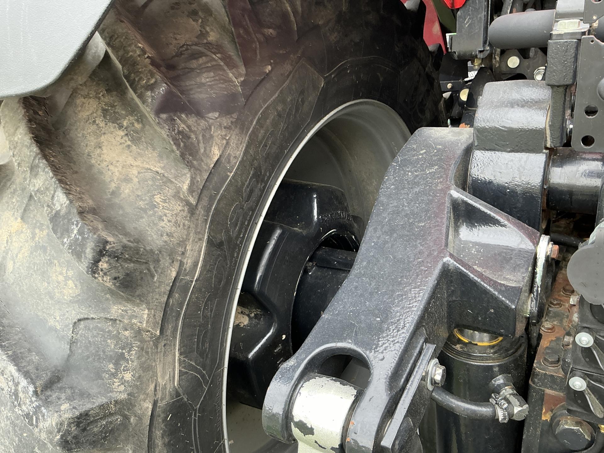 2022 Case IH 400 Image