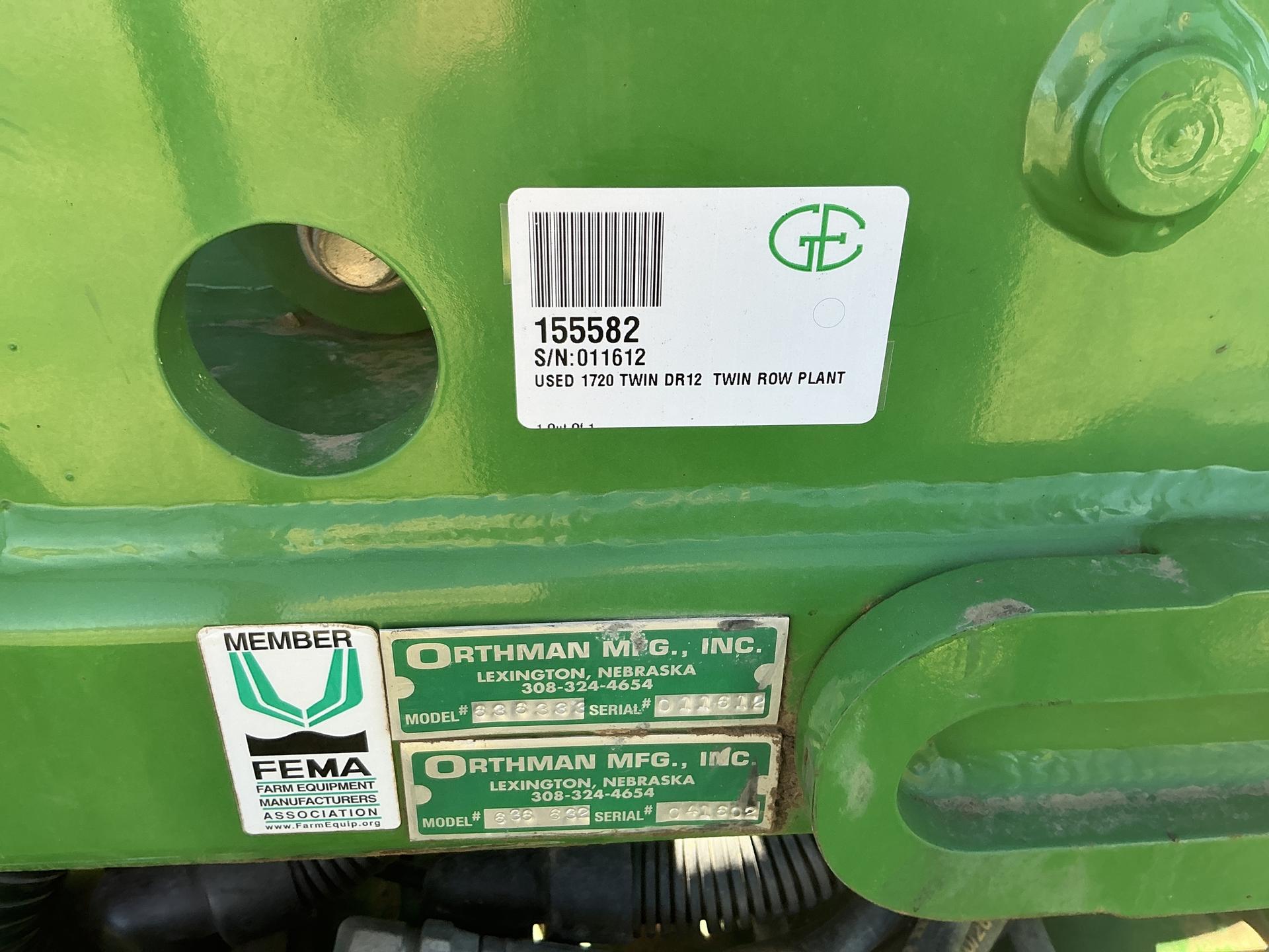 2016 John Deere ORTHMAN DR12 twin row Image