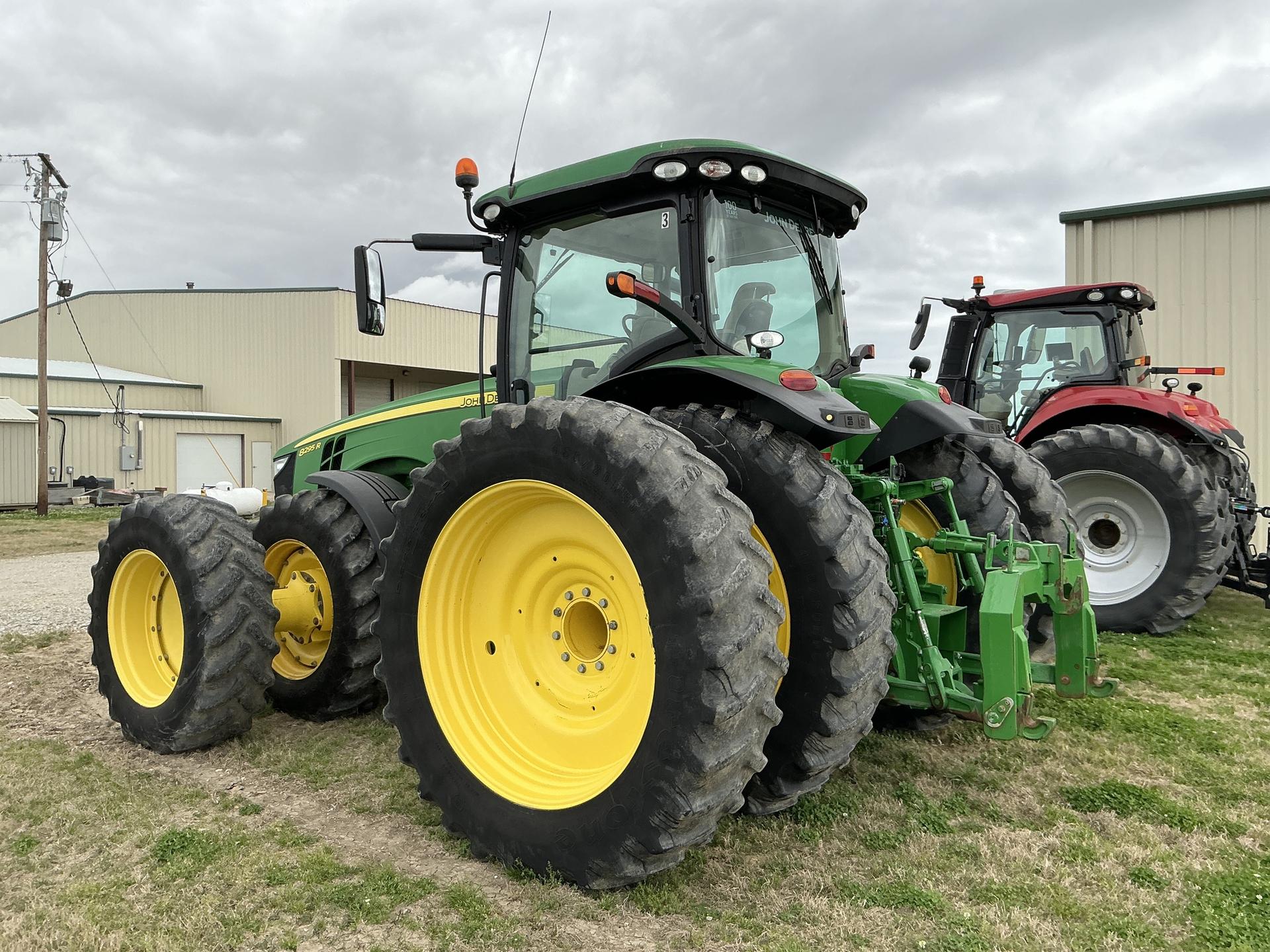 2018 John Deere 8295R Image