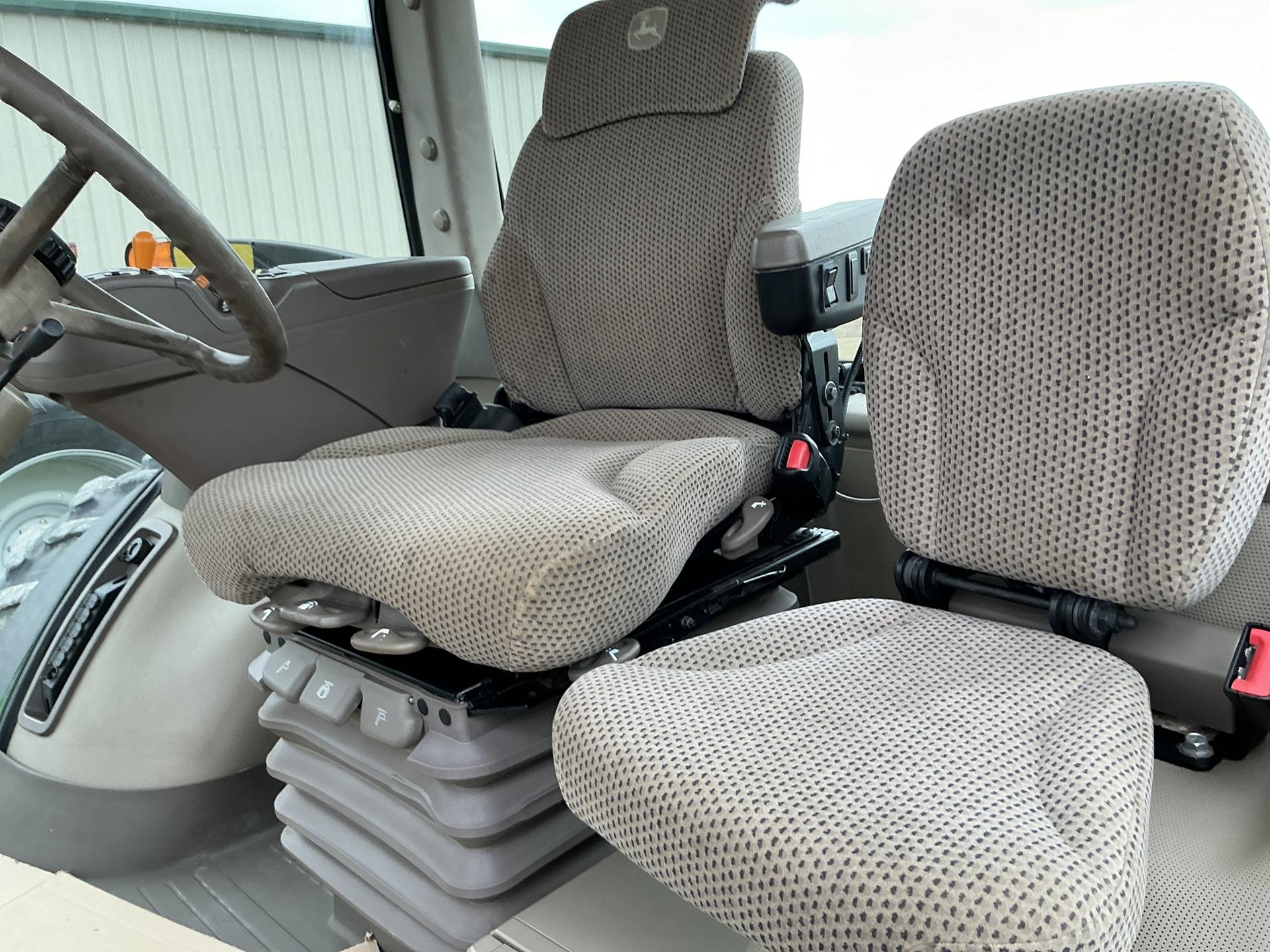 2018 John Deere 8295R Image