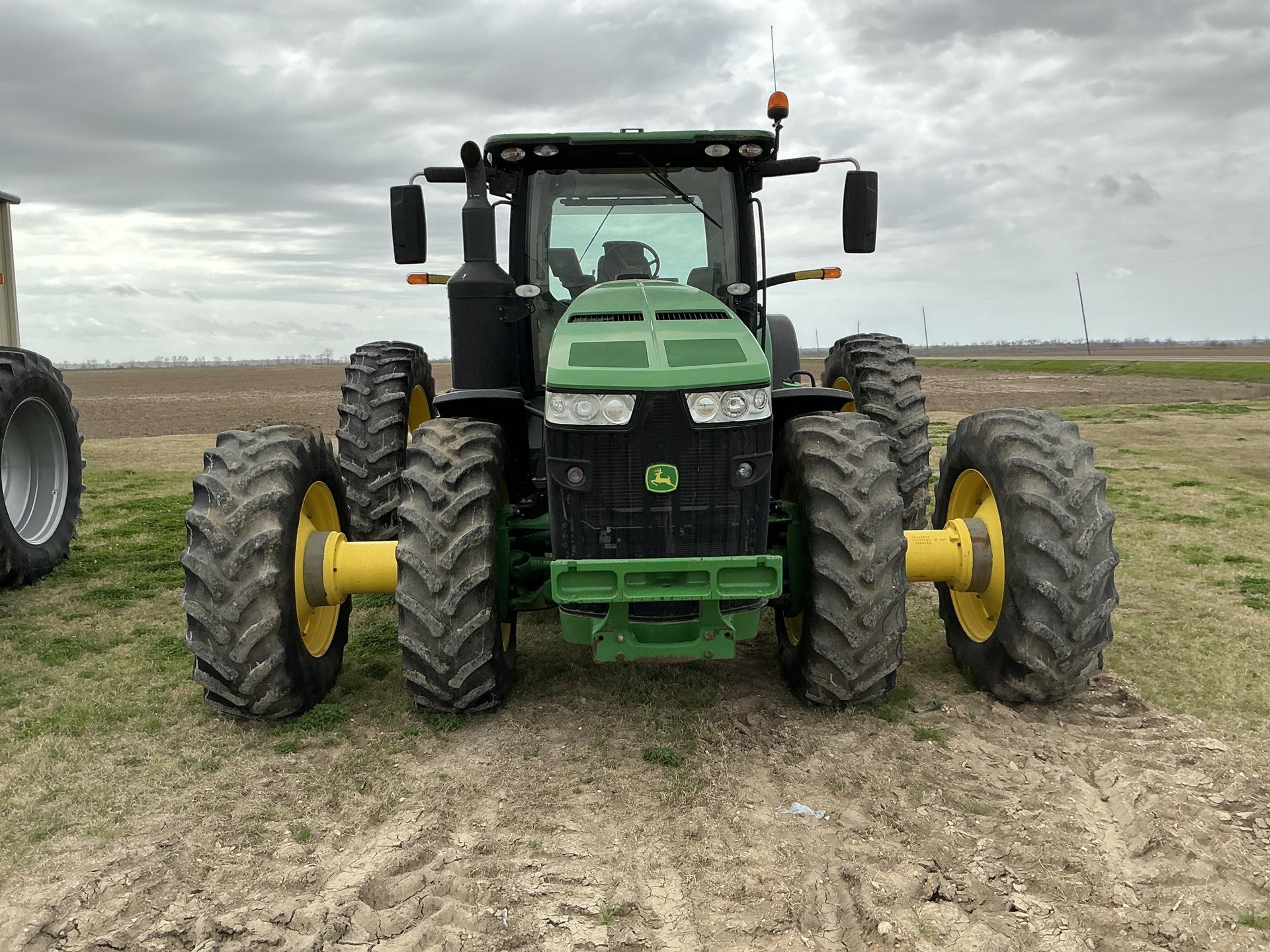 2018 John Deere 8295R Image