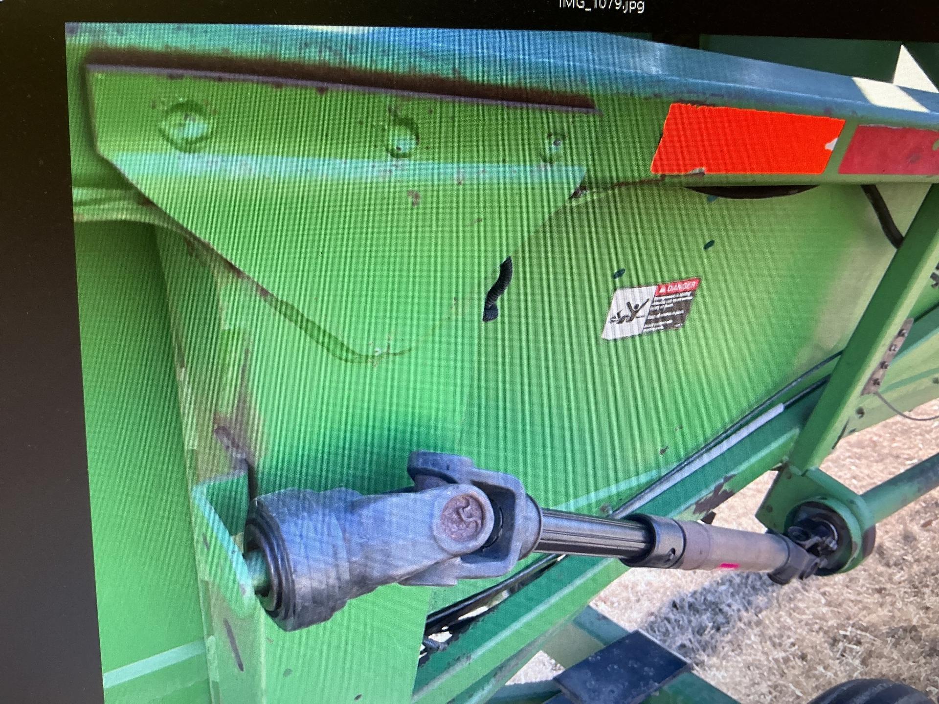 2007 John Deere 894 Image