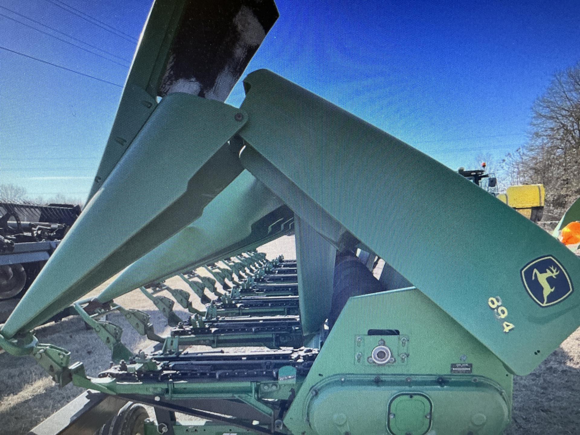 2007 John Deere 894 Image