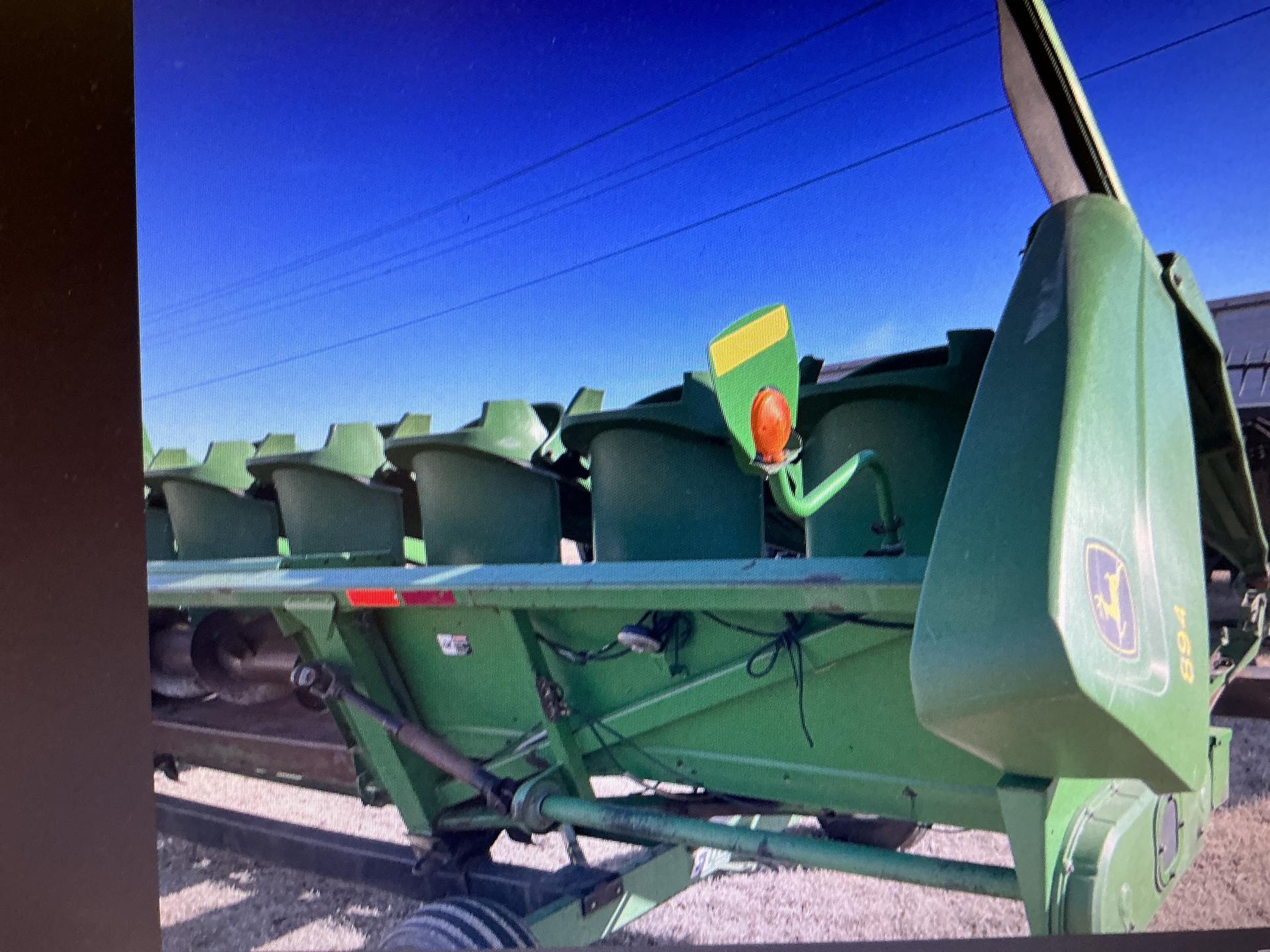 2007 John Deere 894 Image