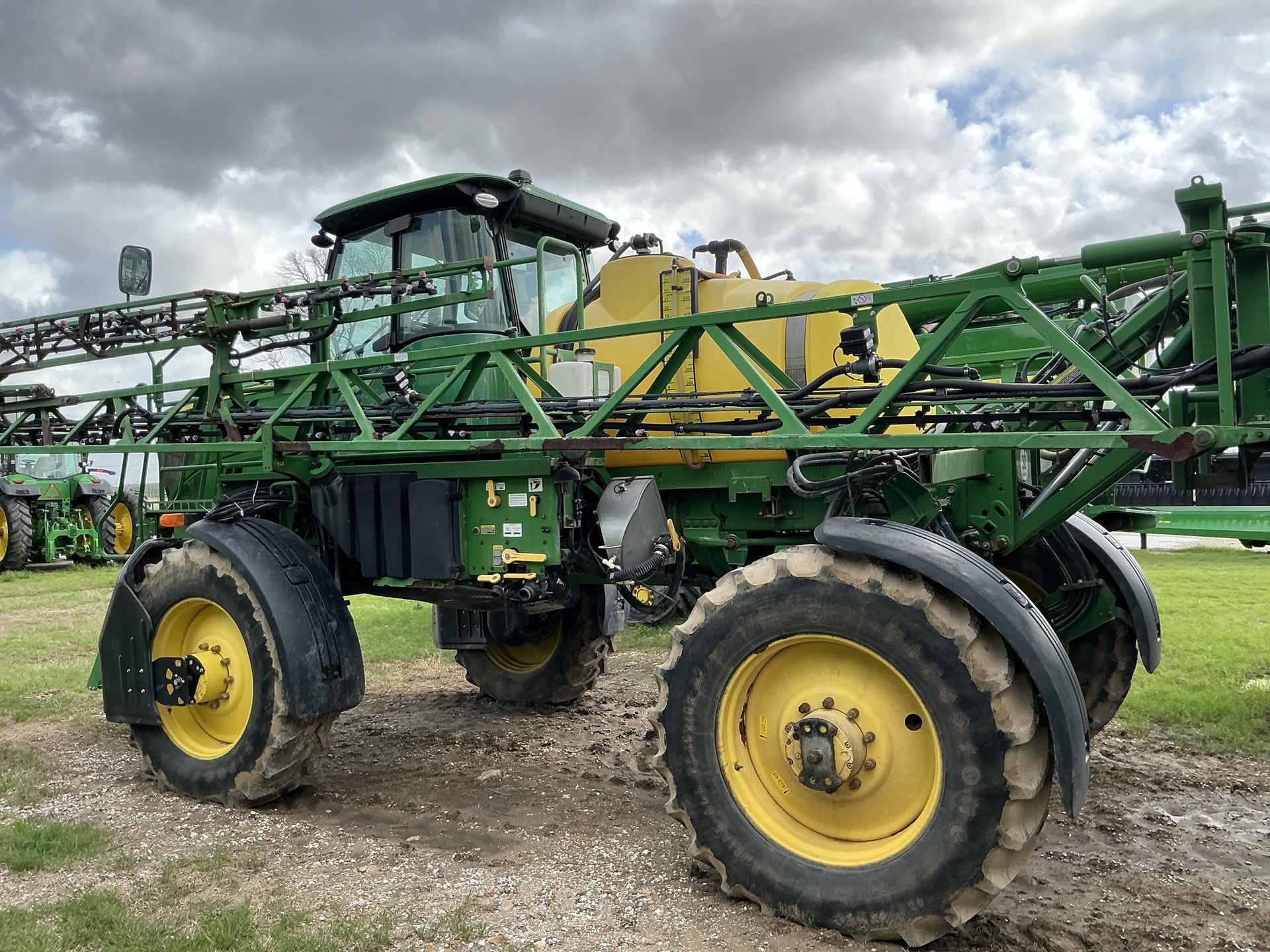 2018 John Deere R4023 Image