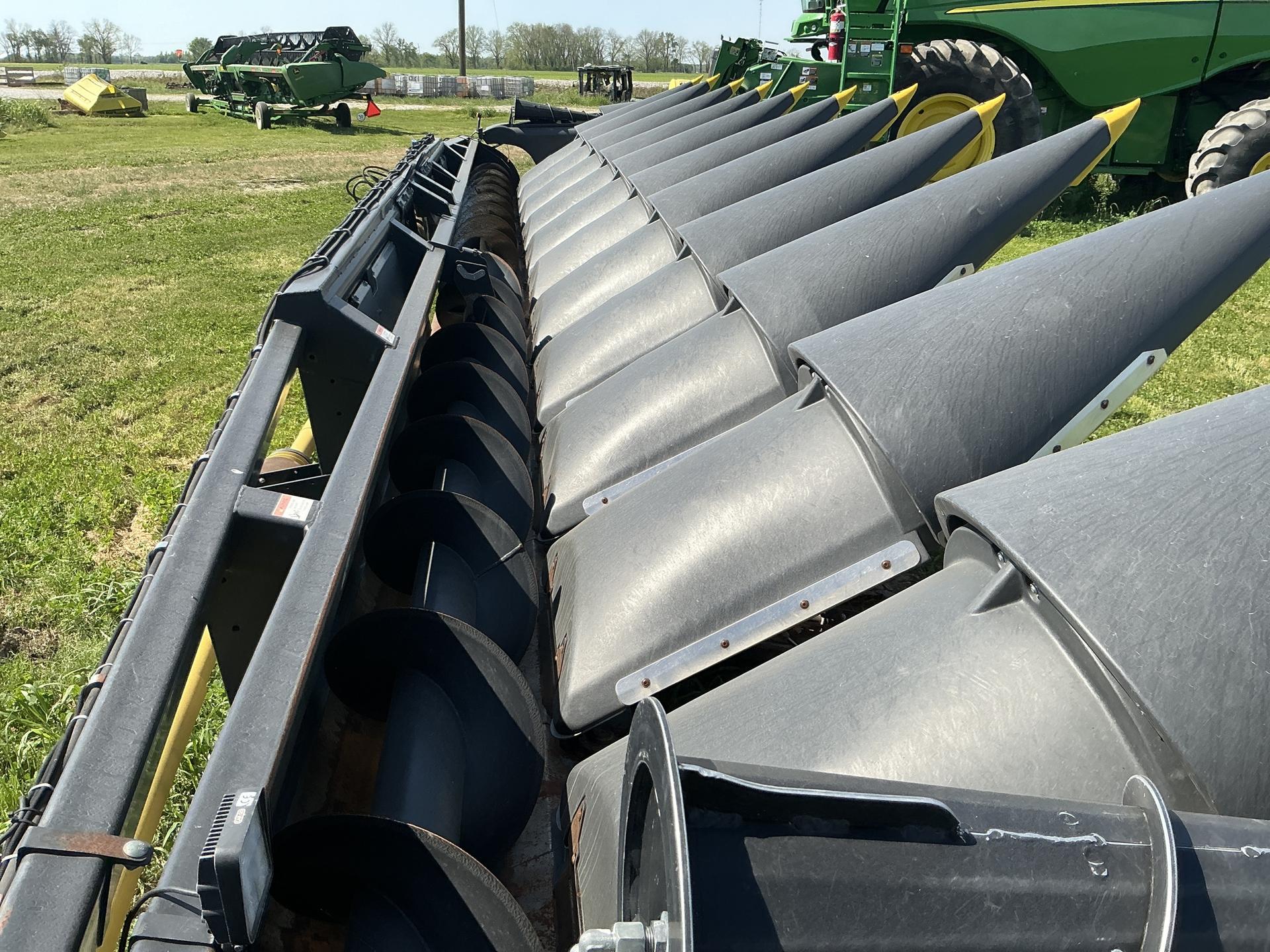 2019 Geringhoff 1238 chopping head Image