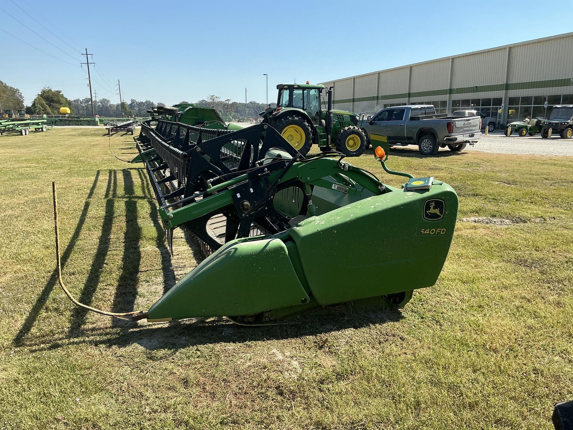 2014 John Deere 640FD Image