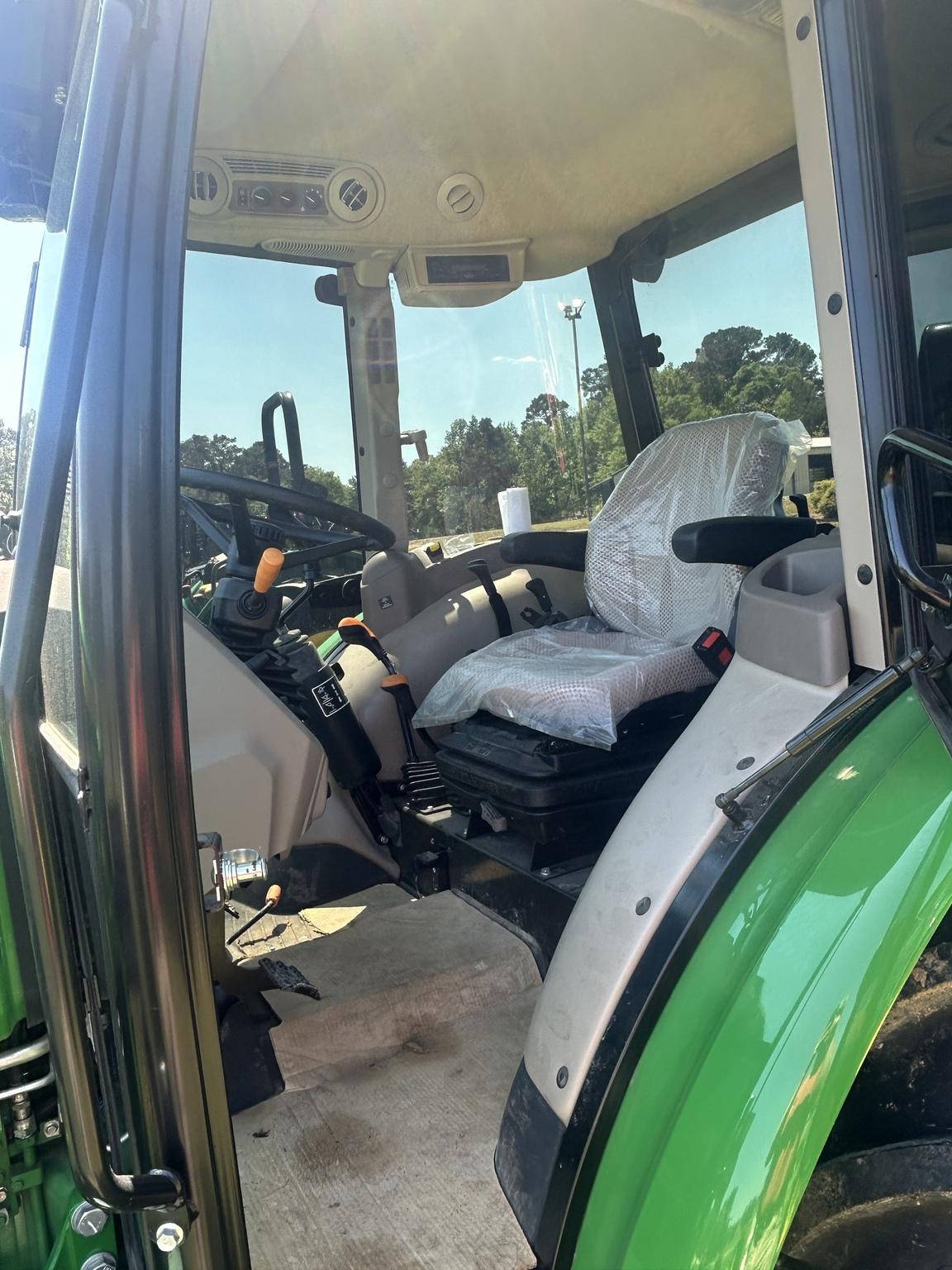 2022 John Deere 5055E Image