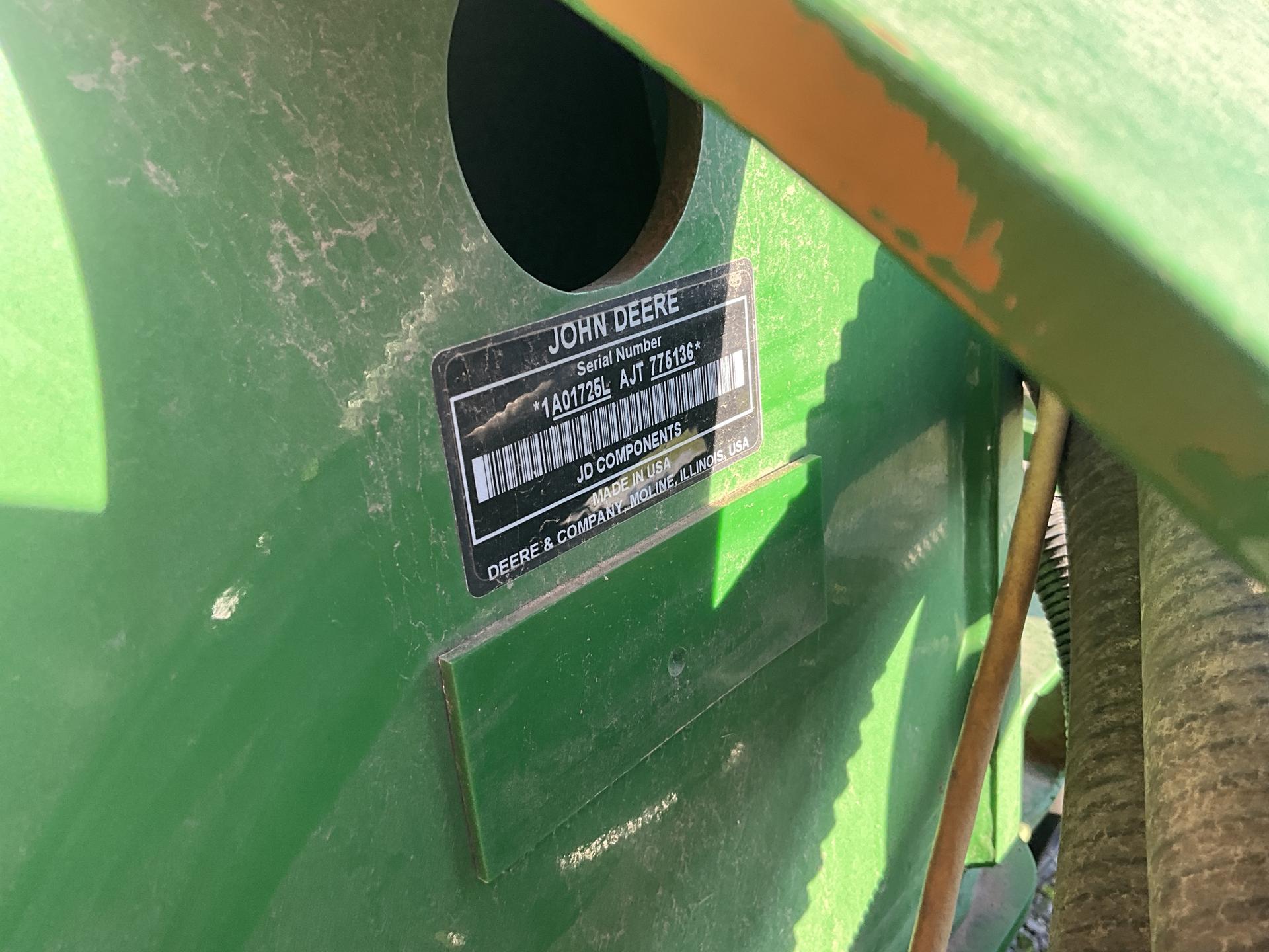 2019 John Deere 1725 CCS 25 rows 19″ spacing Image