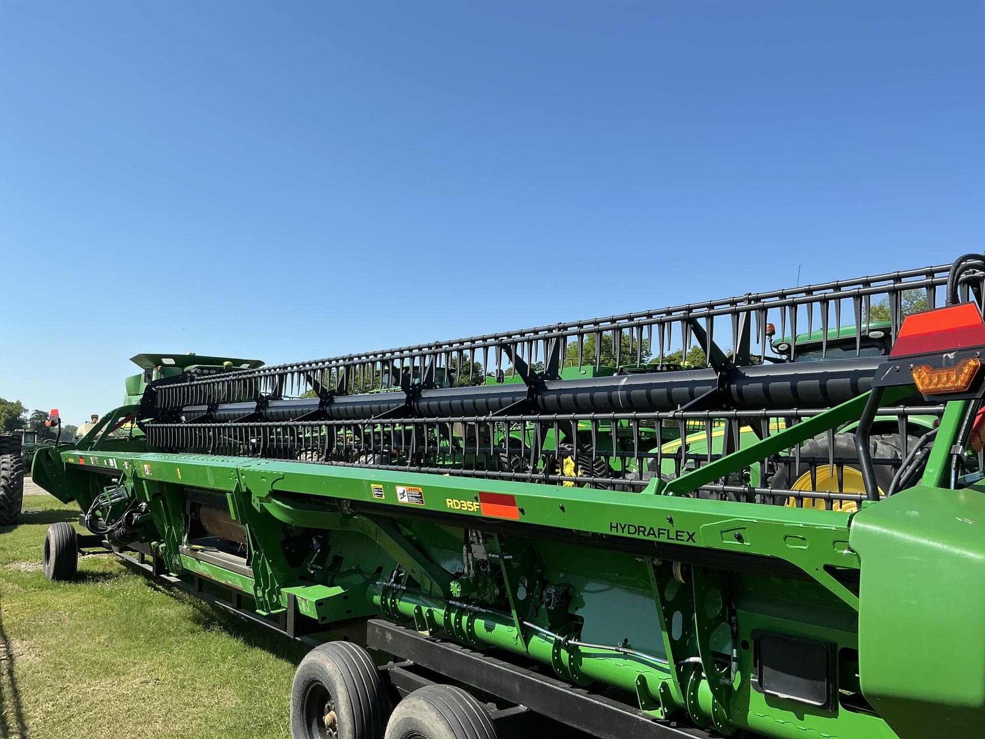 2022 John Deere RD35F Image