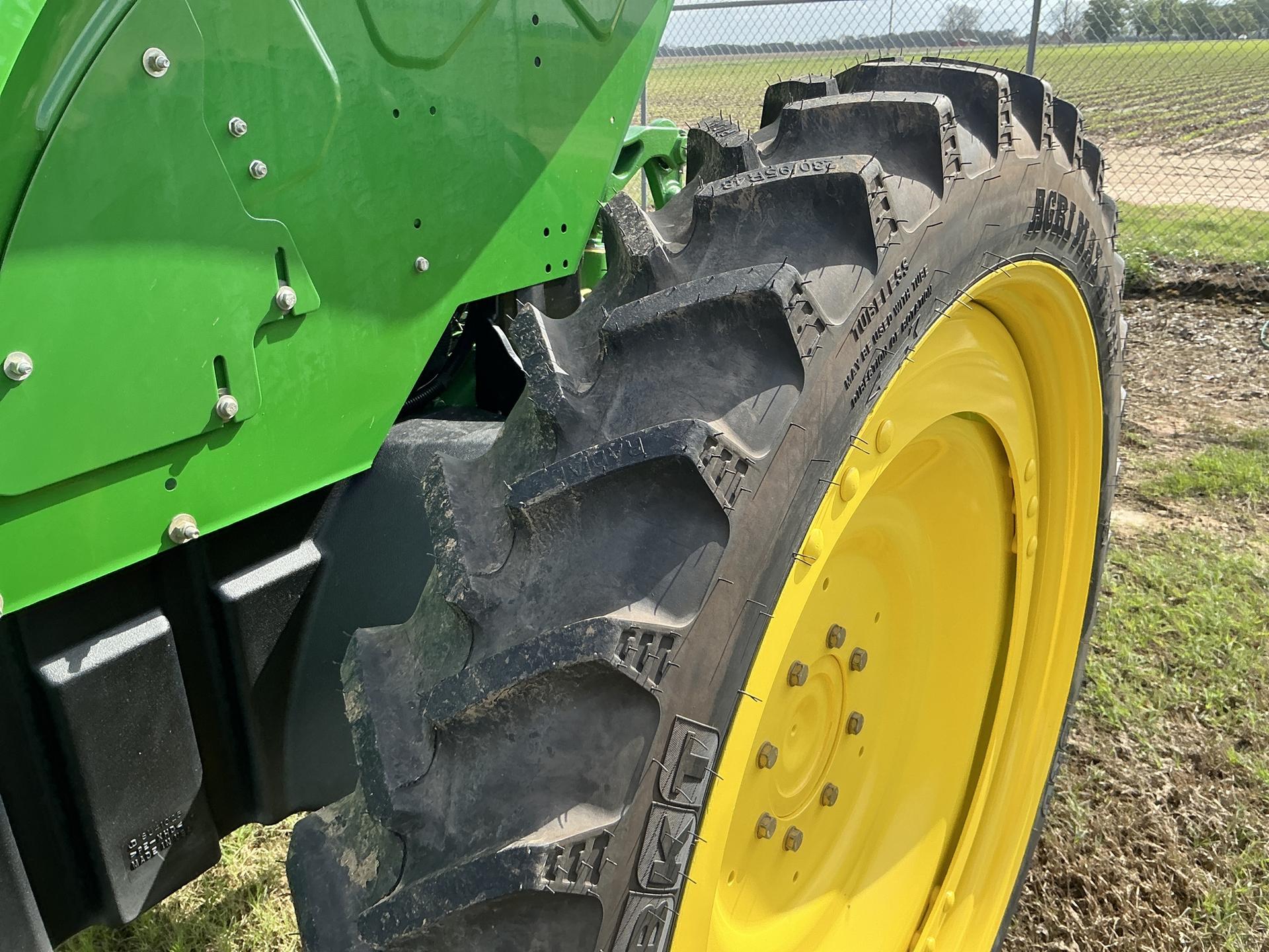 2023 John Deere 5105 MH Image