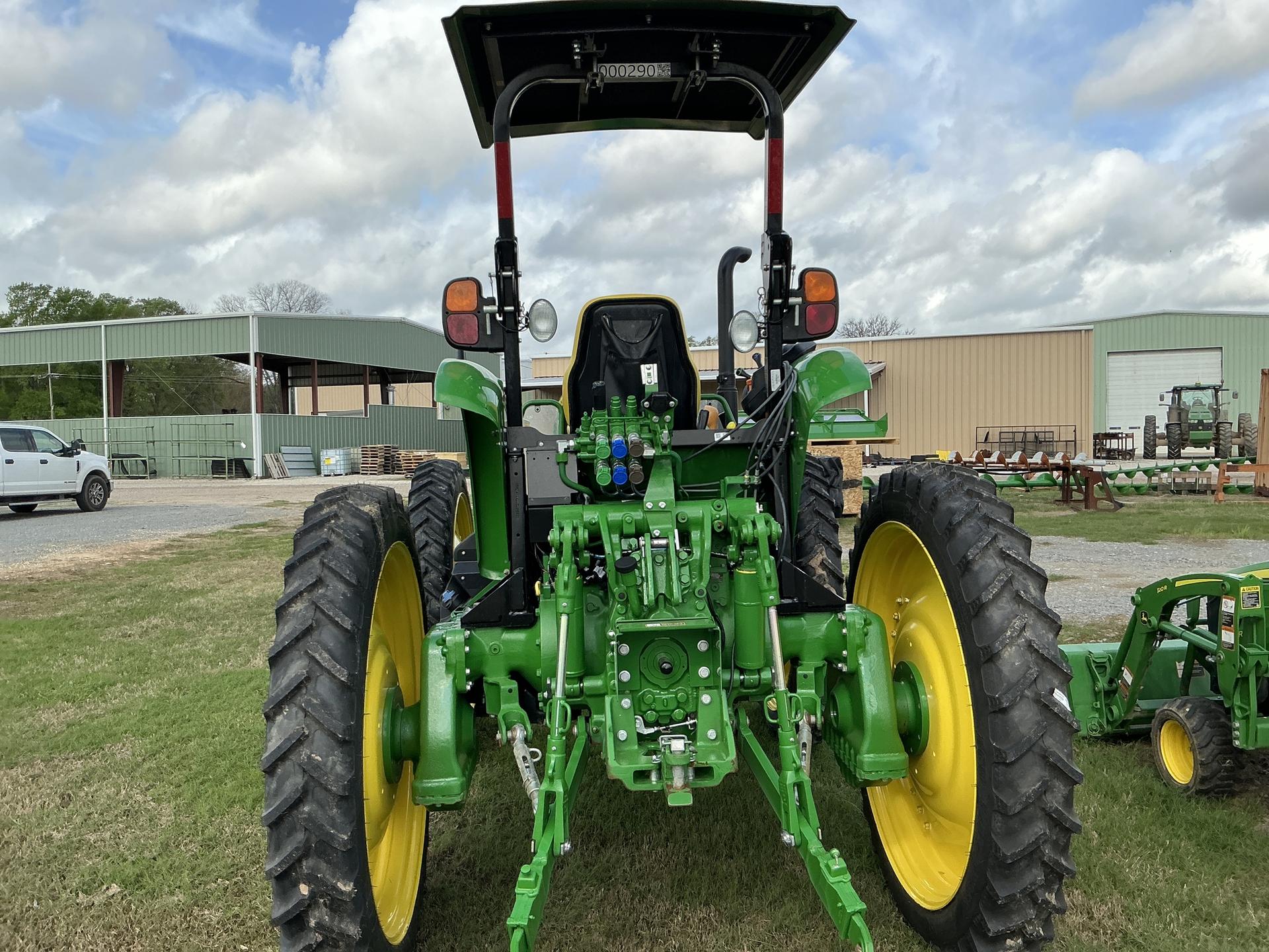 2023 John Deere 5105 MH Image