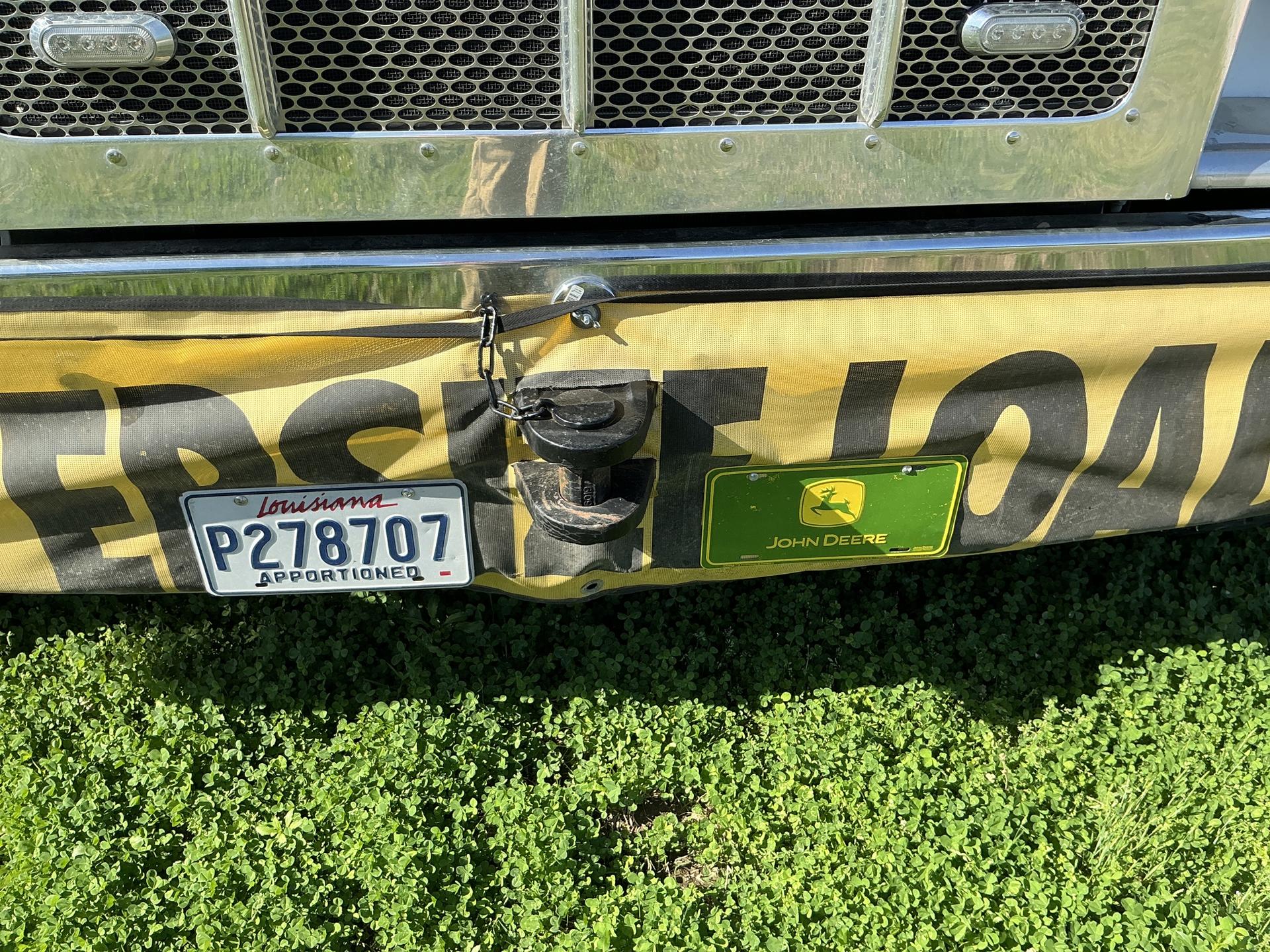 2023 Peterbilt 389 conventional Image