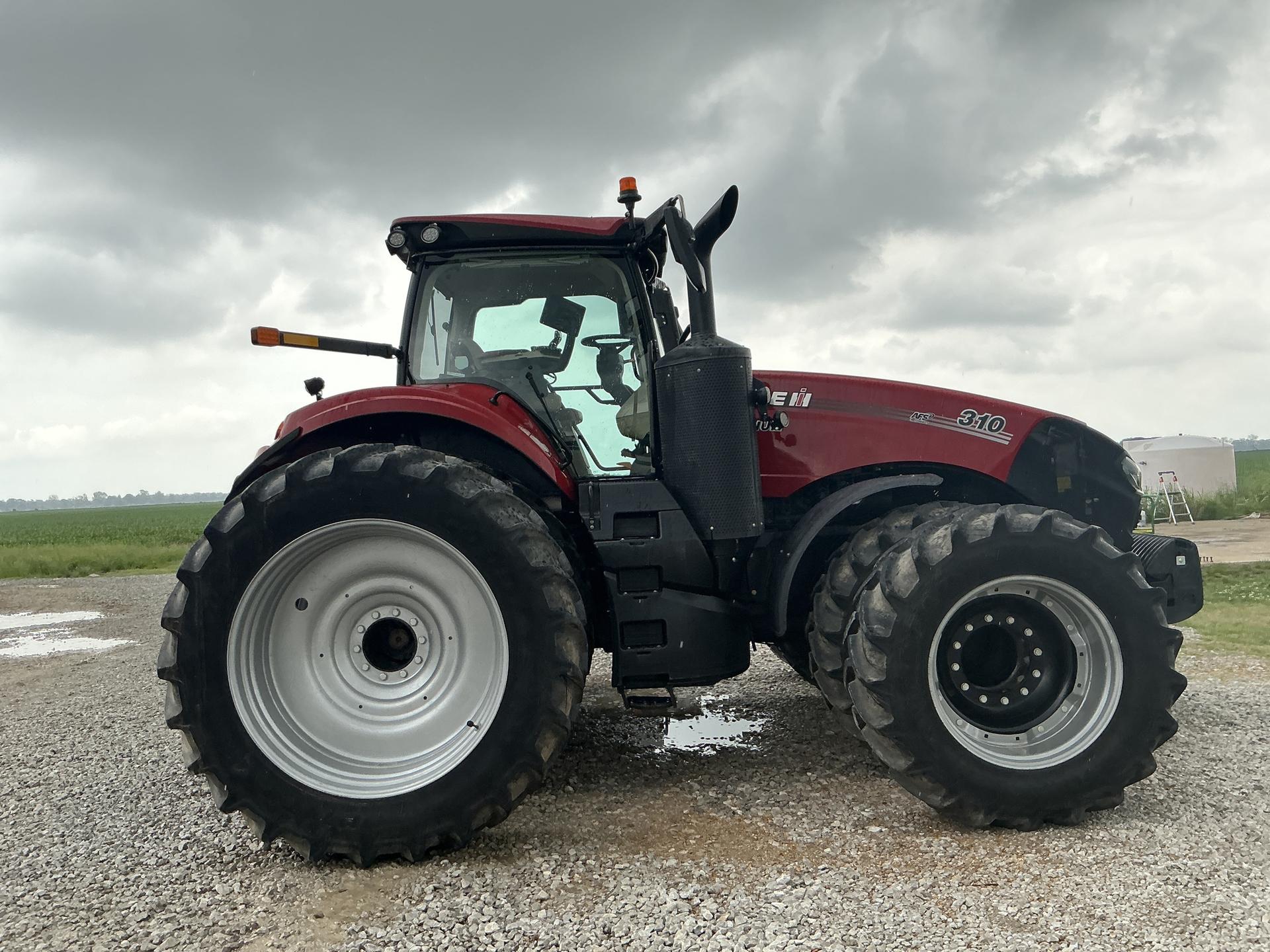 2022 Case IH 310 AFS Image
