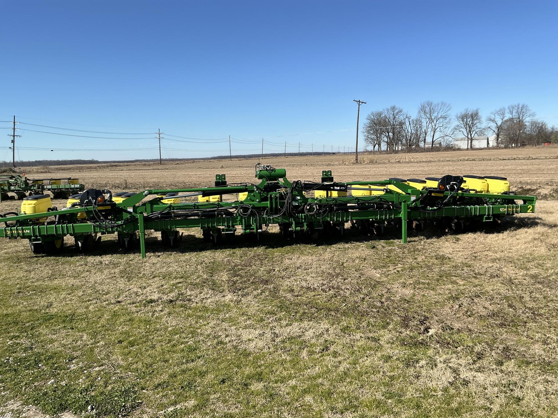 2016 John Deere ORTHMAN DR 12 Image