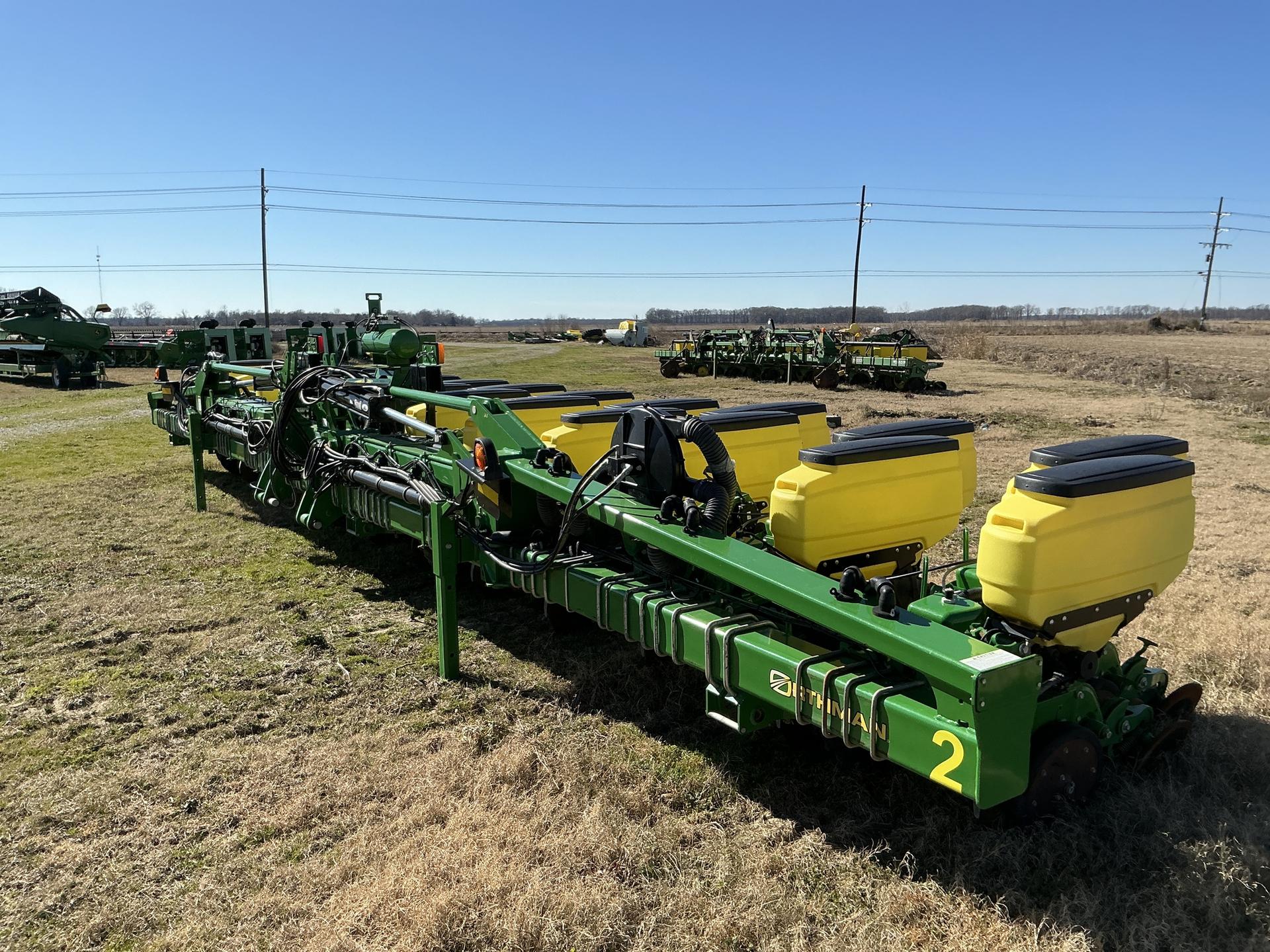 2016 John Deere ORTHMAN DR 12 Image