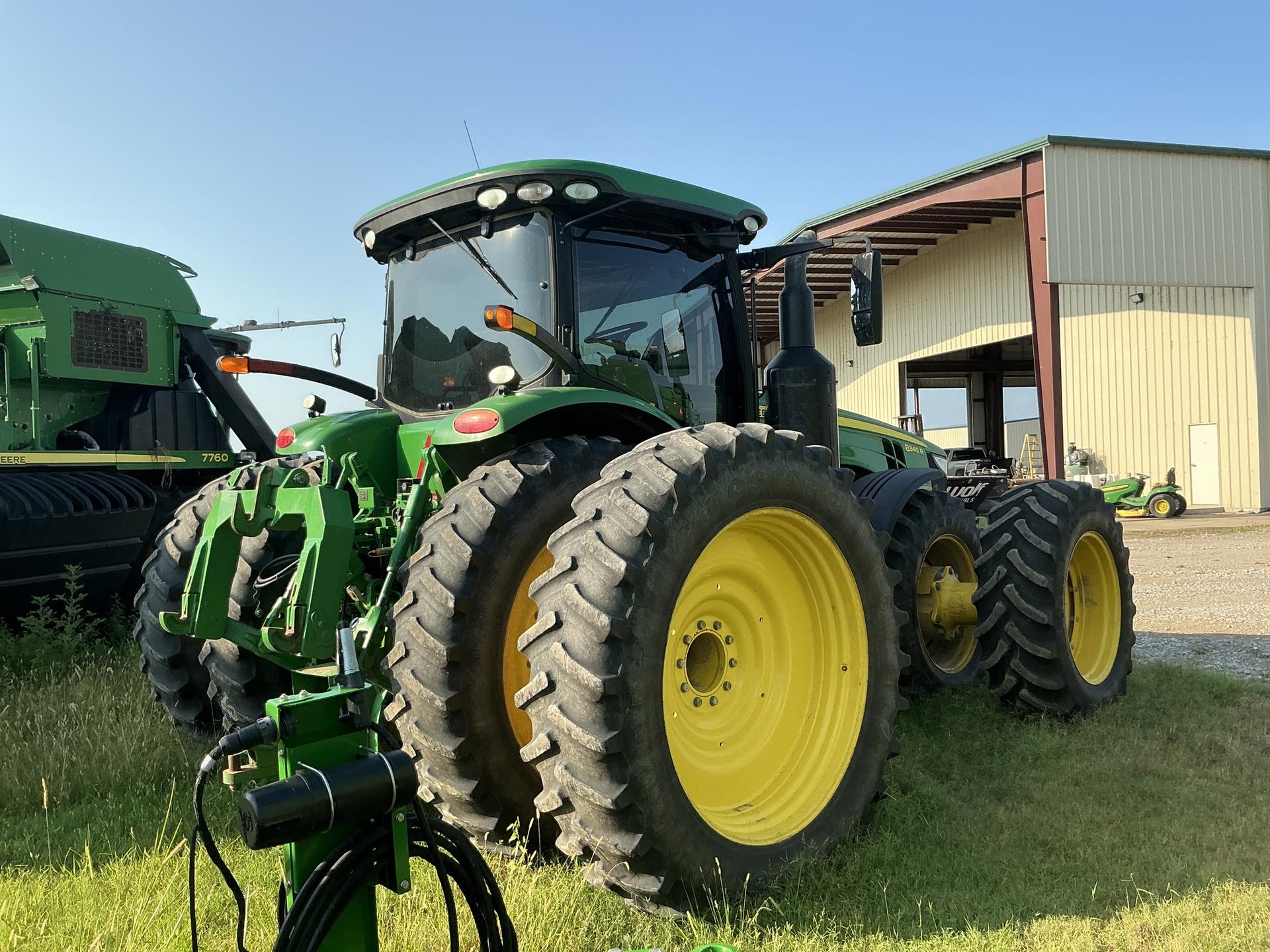 2019 John Deere 8345R Image