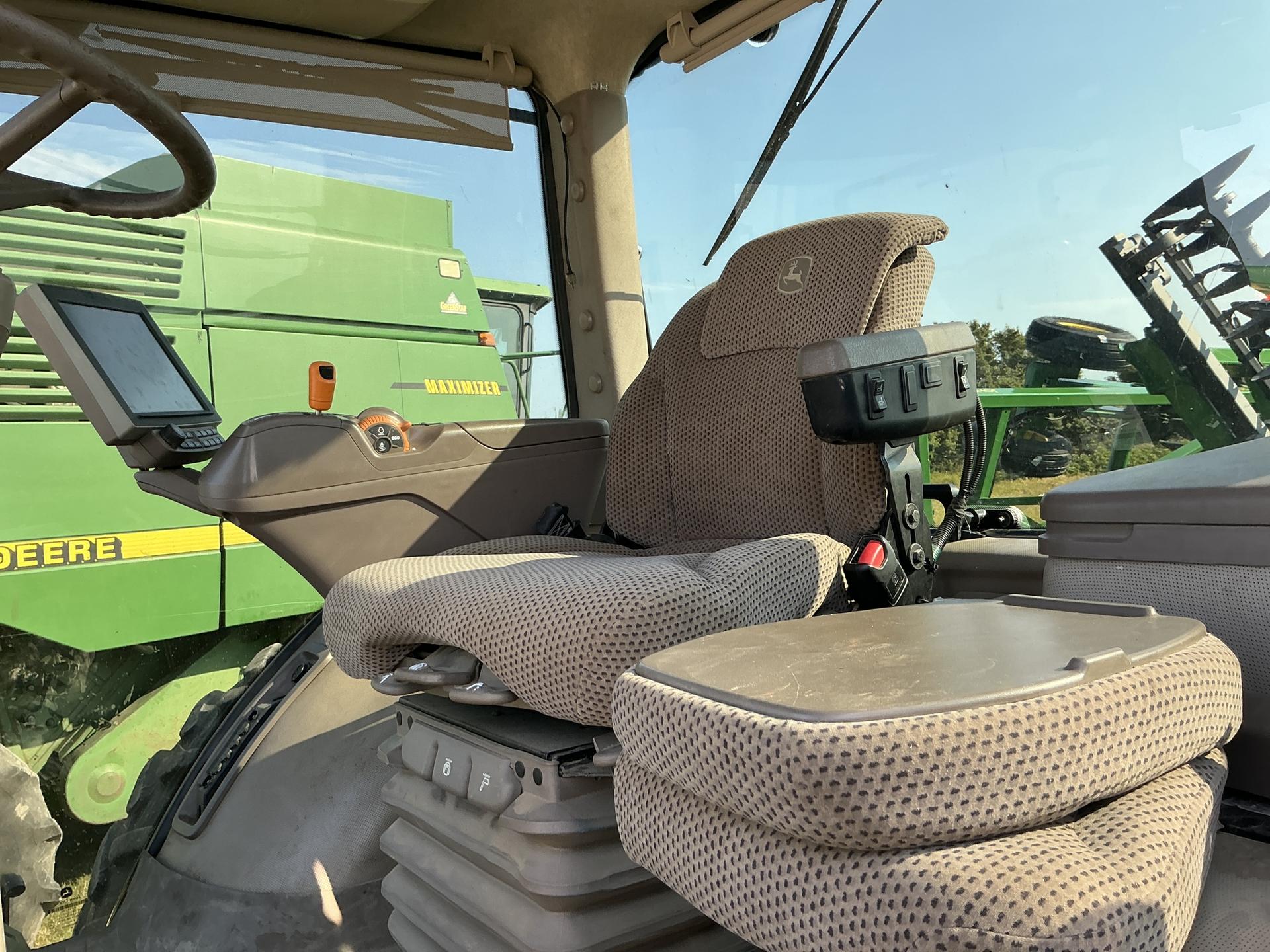 2019 John Deere 8345R Image