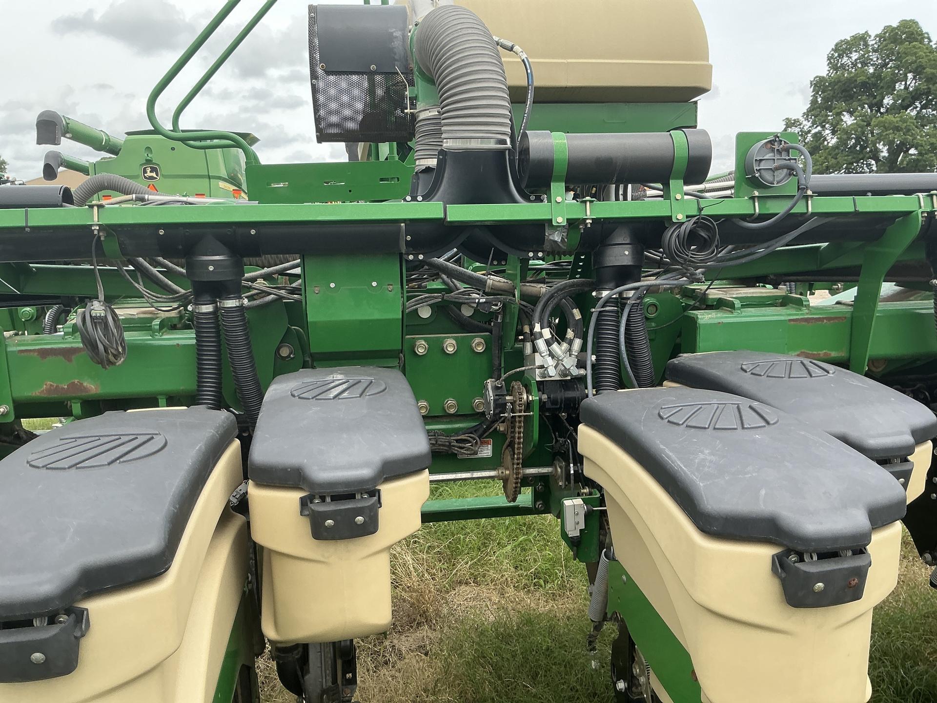 2018 Great Plains 3P4025AH PLANTER Image